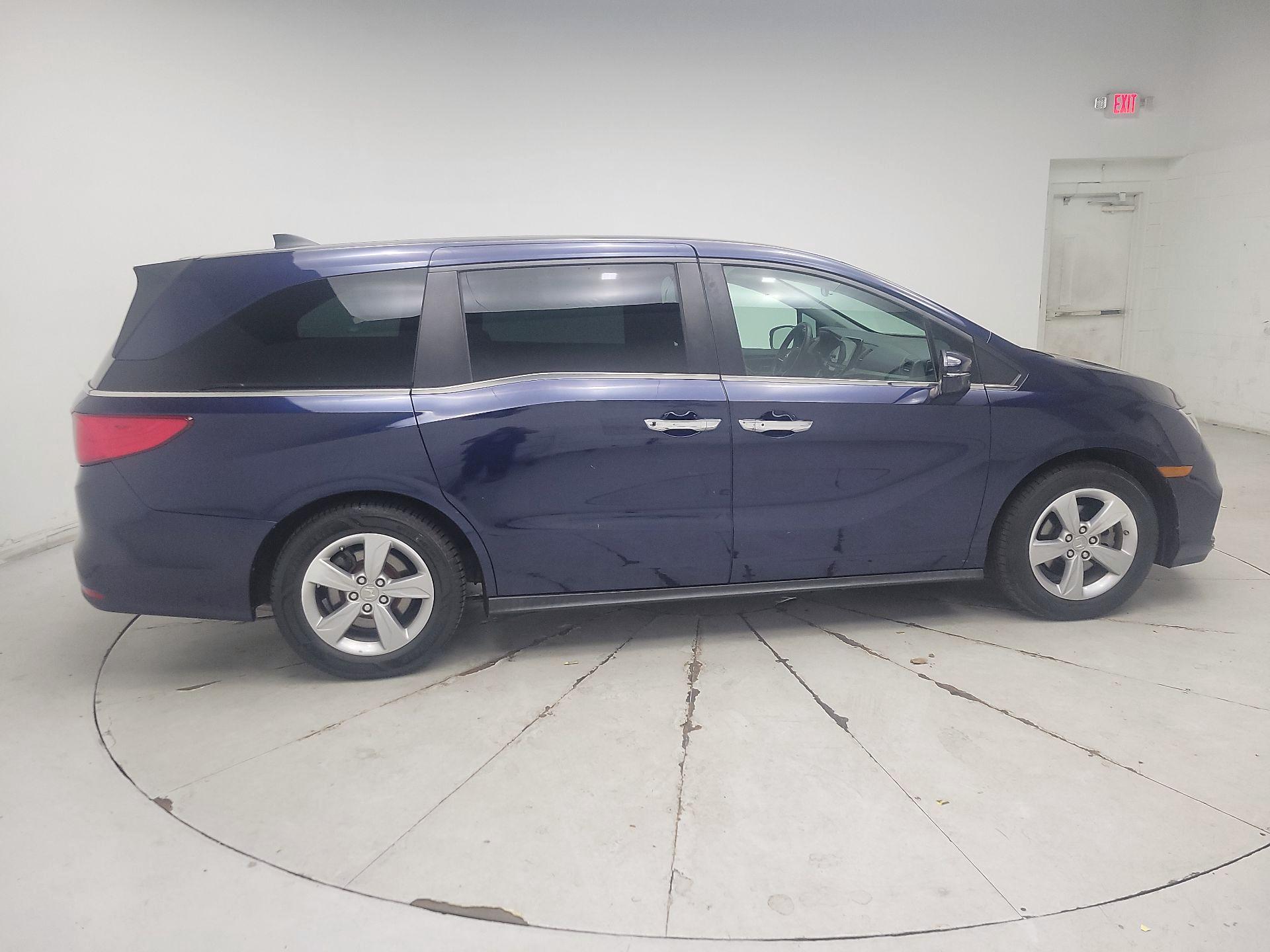 Thumbnail: 2019 Honda Odyssey - 4