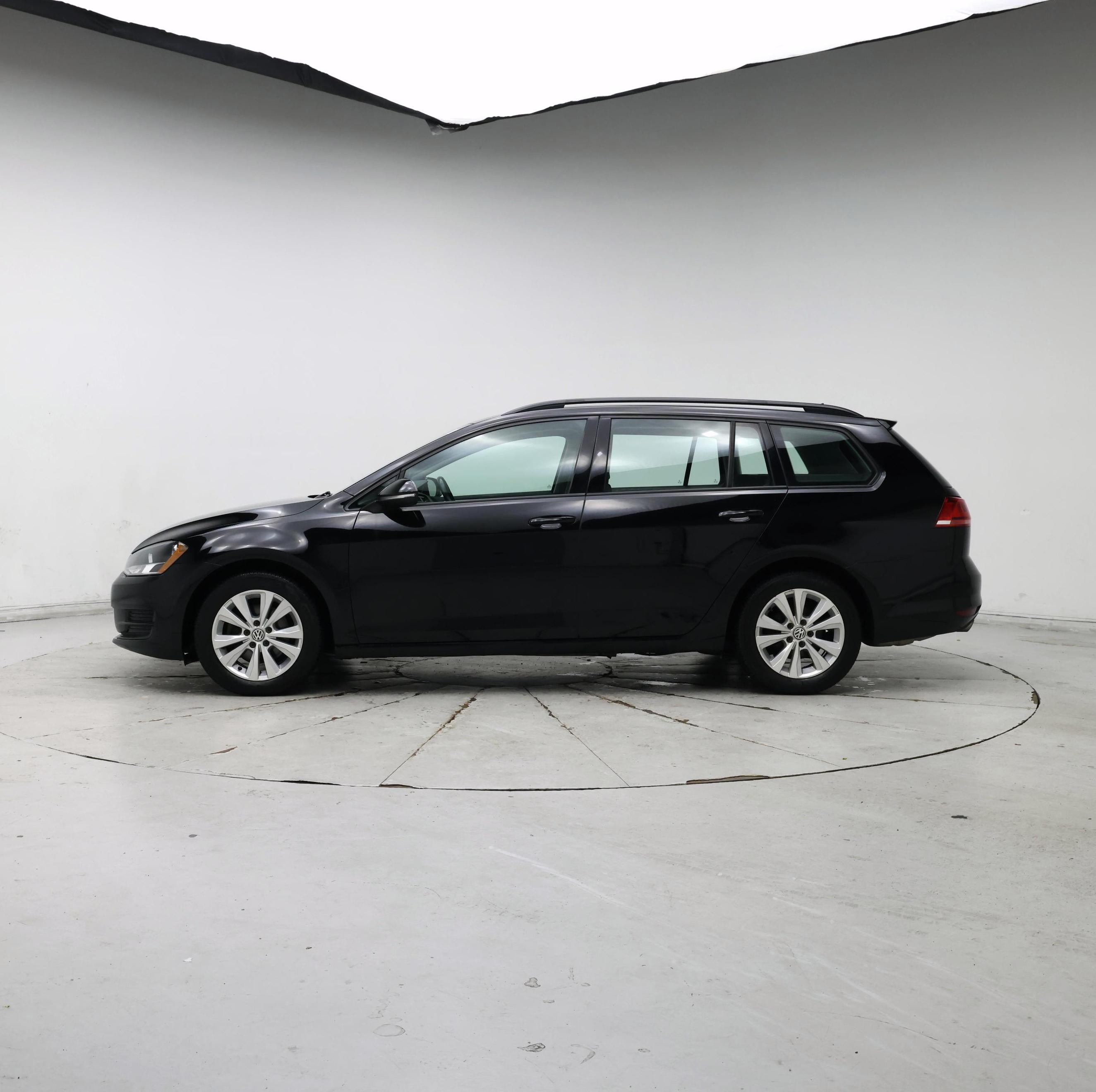 Thumbnail: 2017 Volkswagen Golf - 3