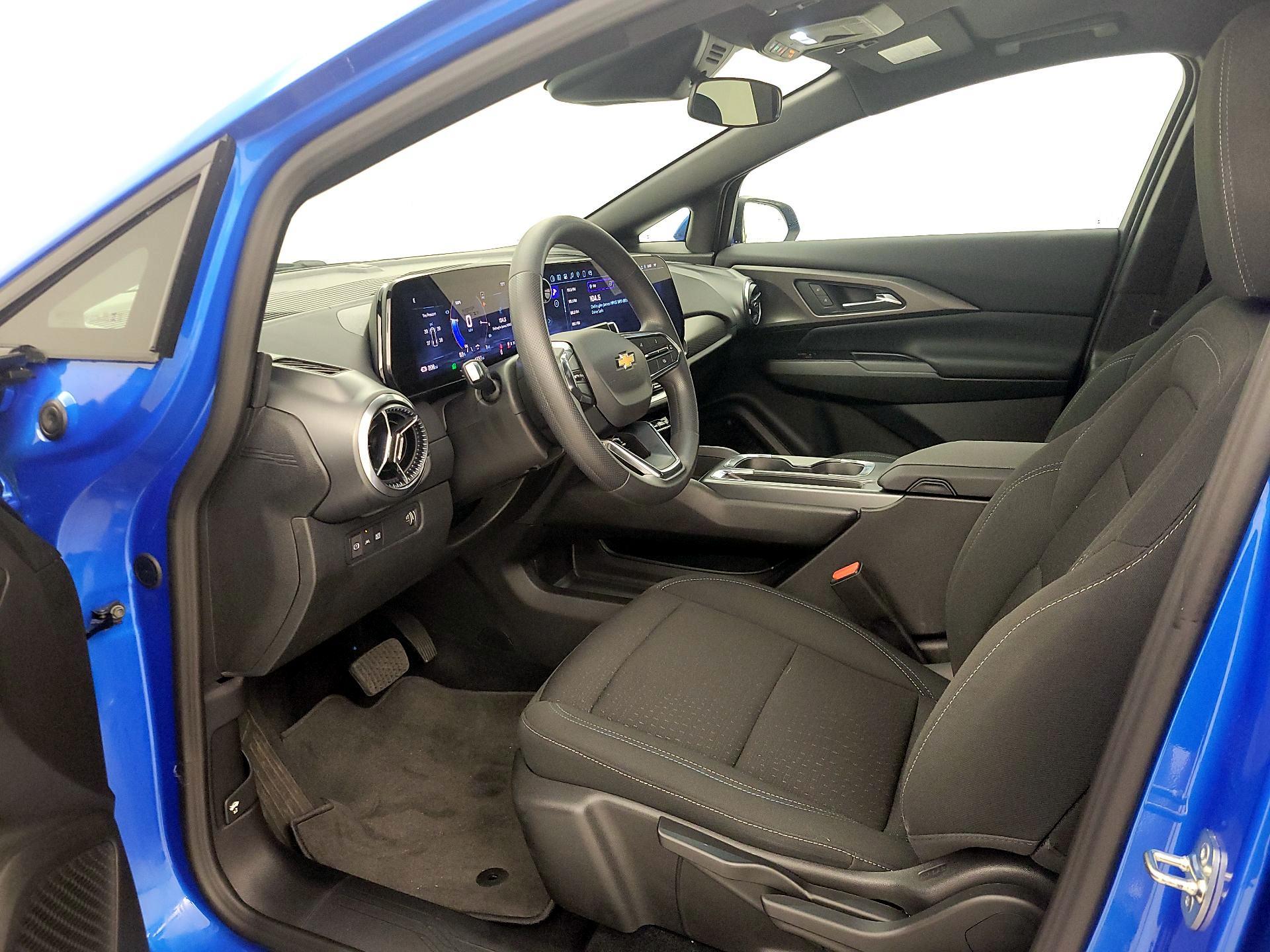 Thumbnail: 2025 Chevrolet Equinox - 11