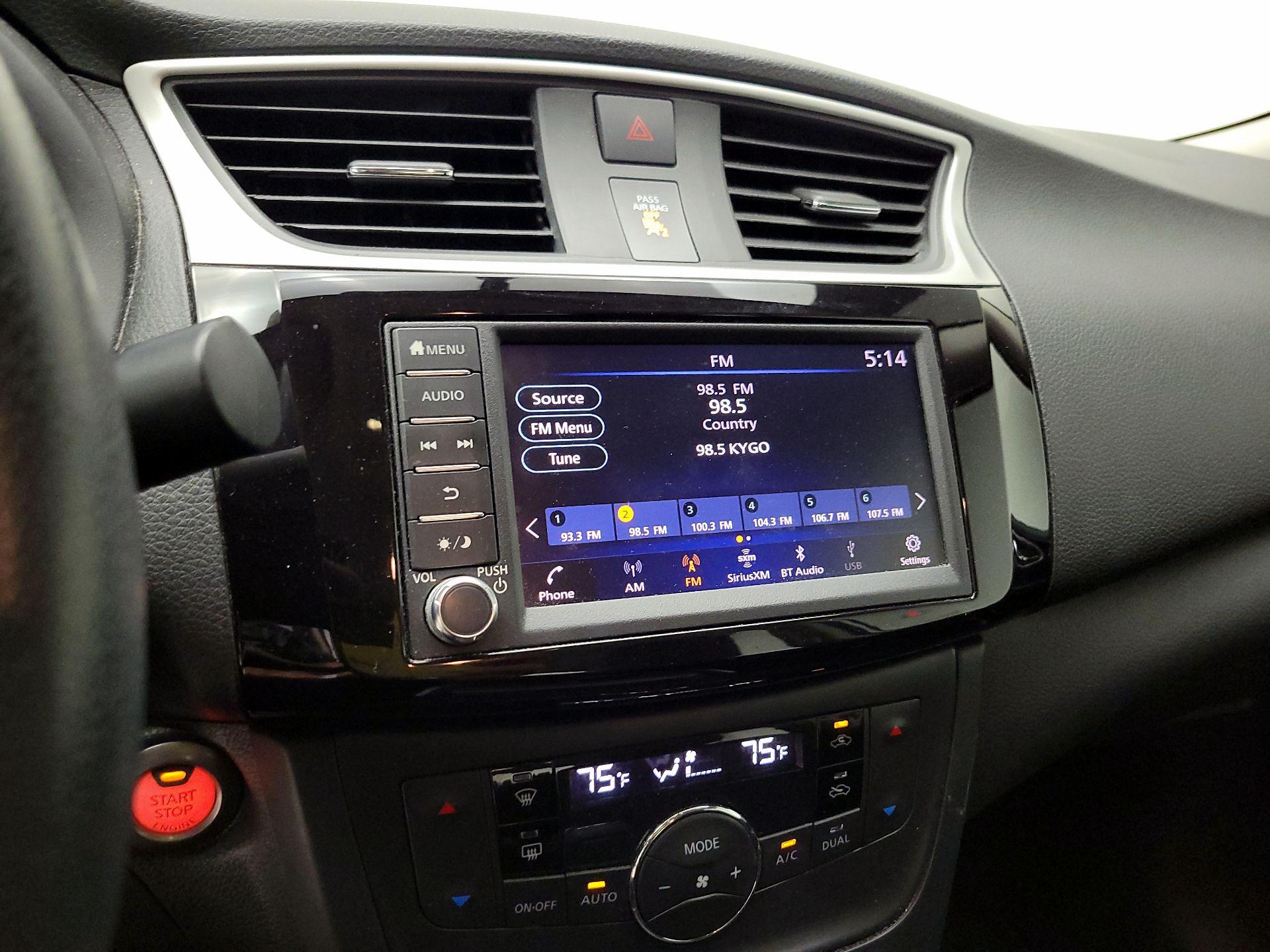 Thumbnail: 2019 Nissan Sentra - 15
