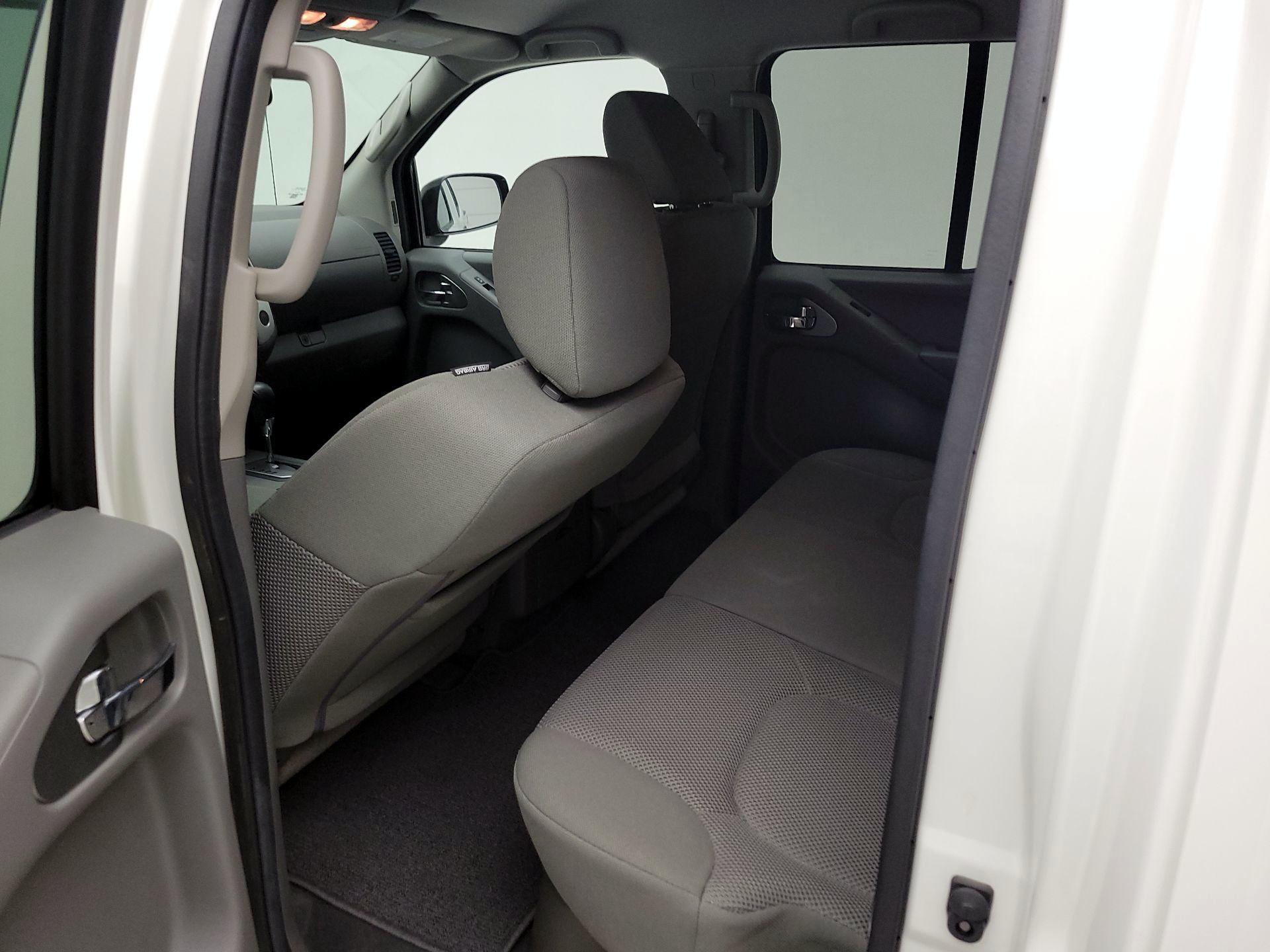 Thumbnail: 2021 Nissan Frontier - 19