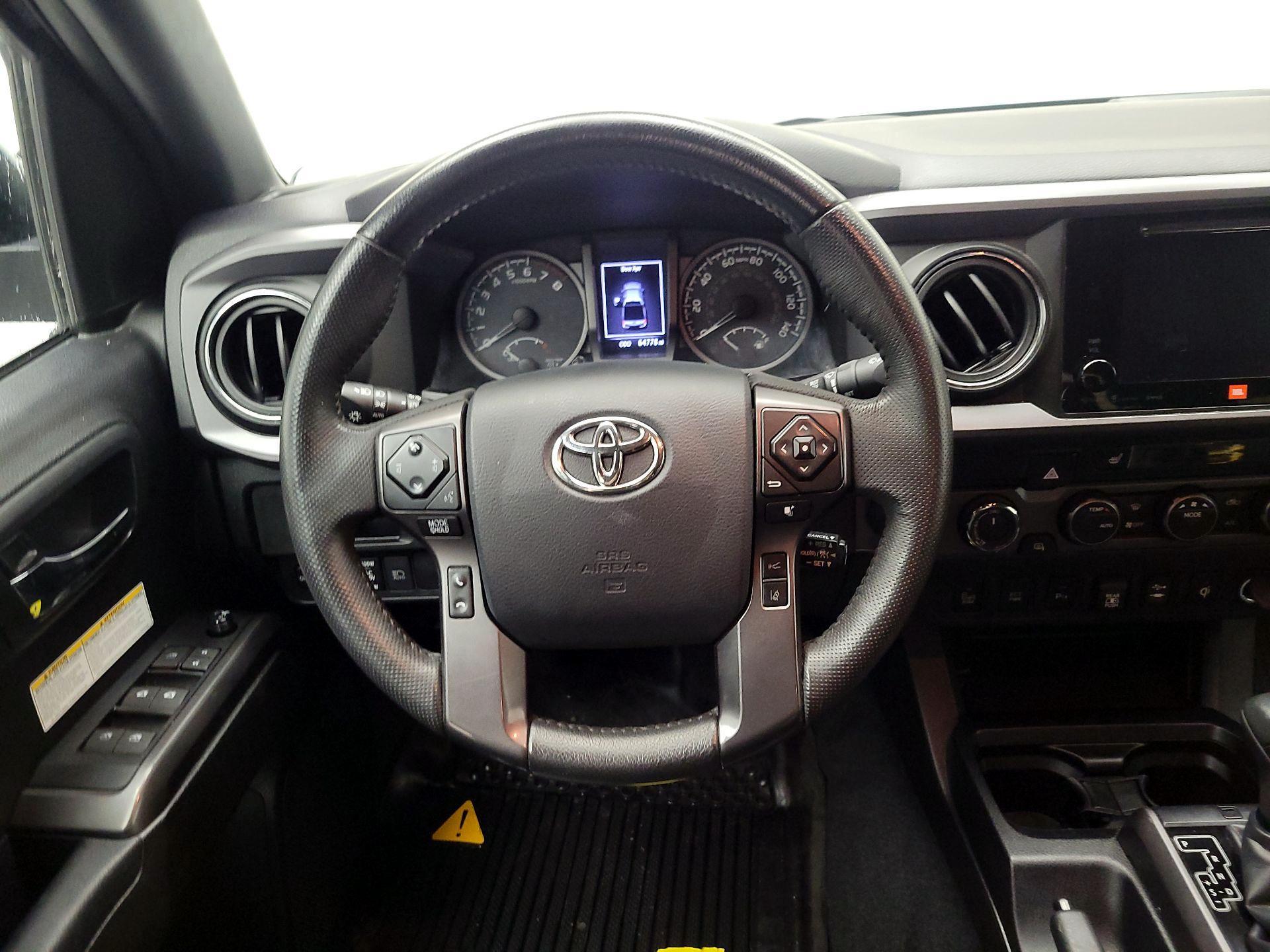 Thumbnail: 2019 Toyota Tacoma - 10