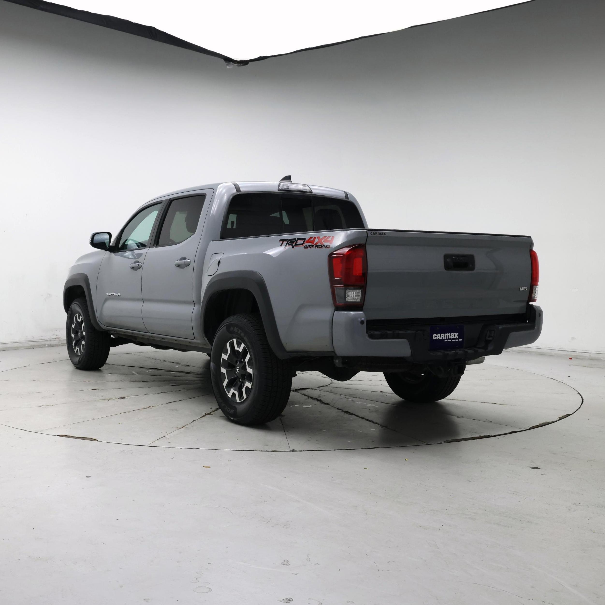 Thumbnail: 2019 Toyota Tacoma - 2