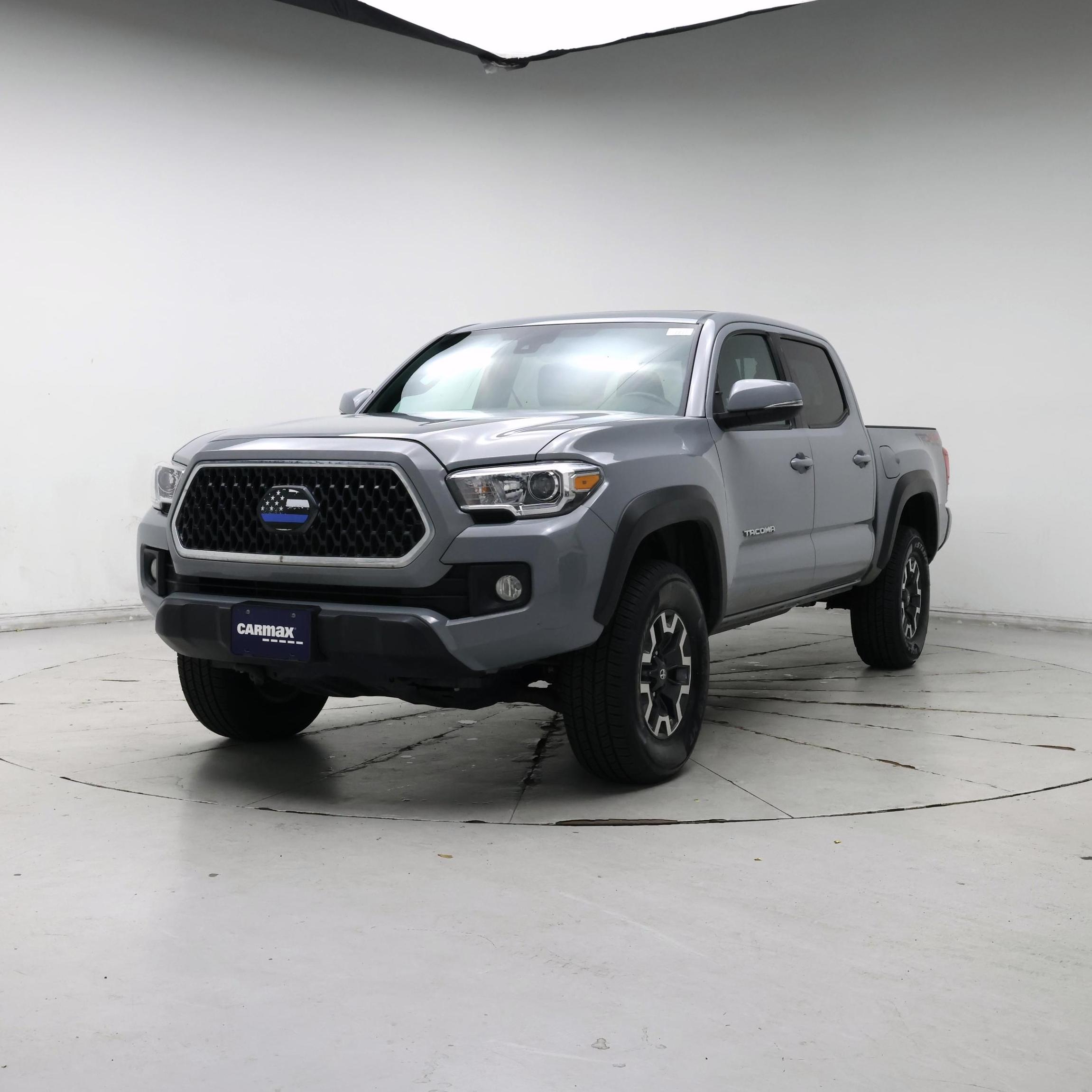 Thumbnail: 2019 Toyota Tacoma - 4