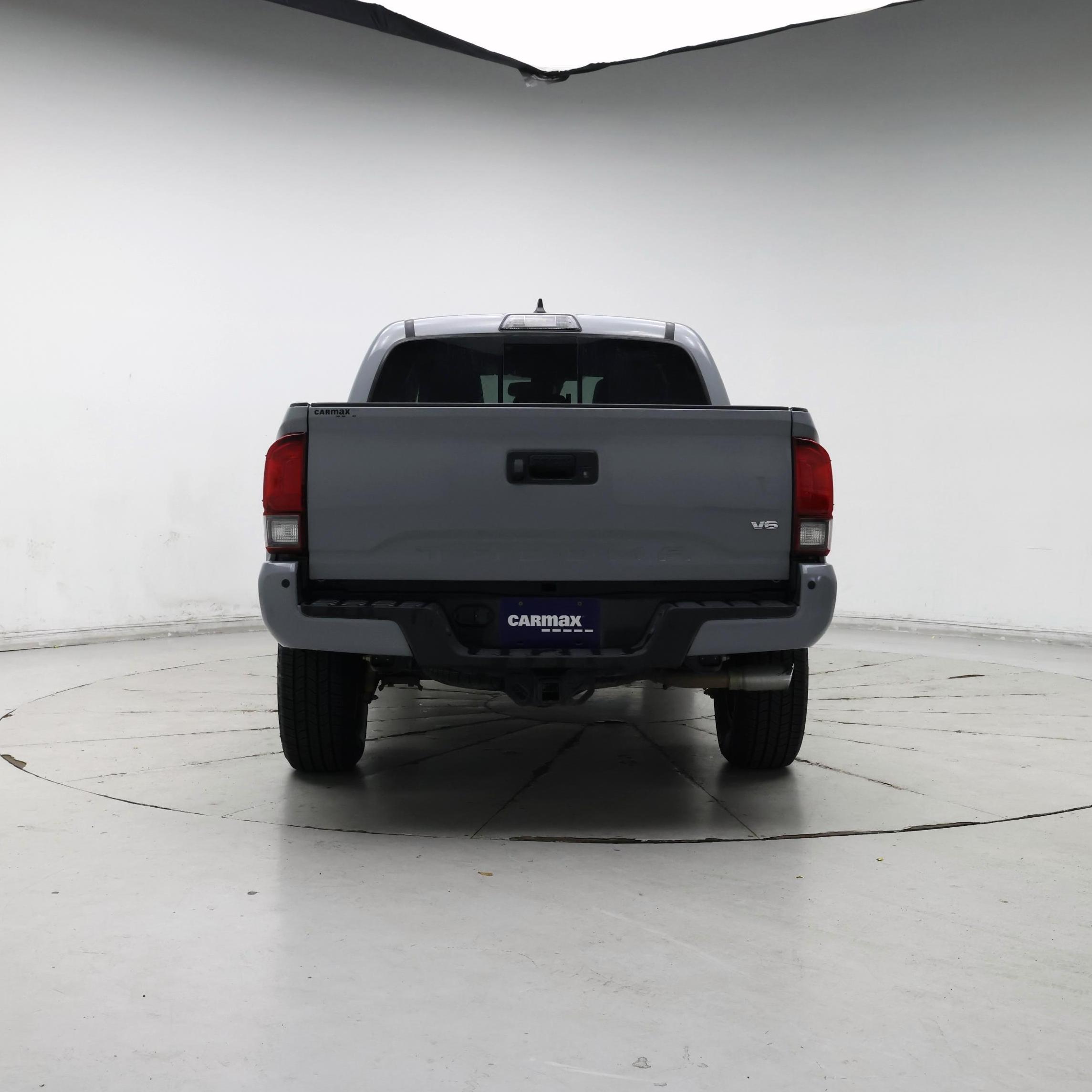 Thumbnail: 2019 Toyota Tacoma - 6