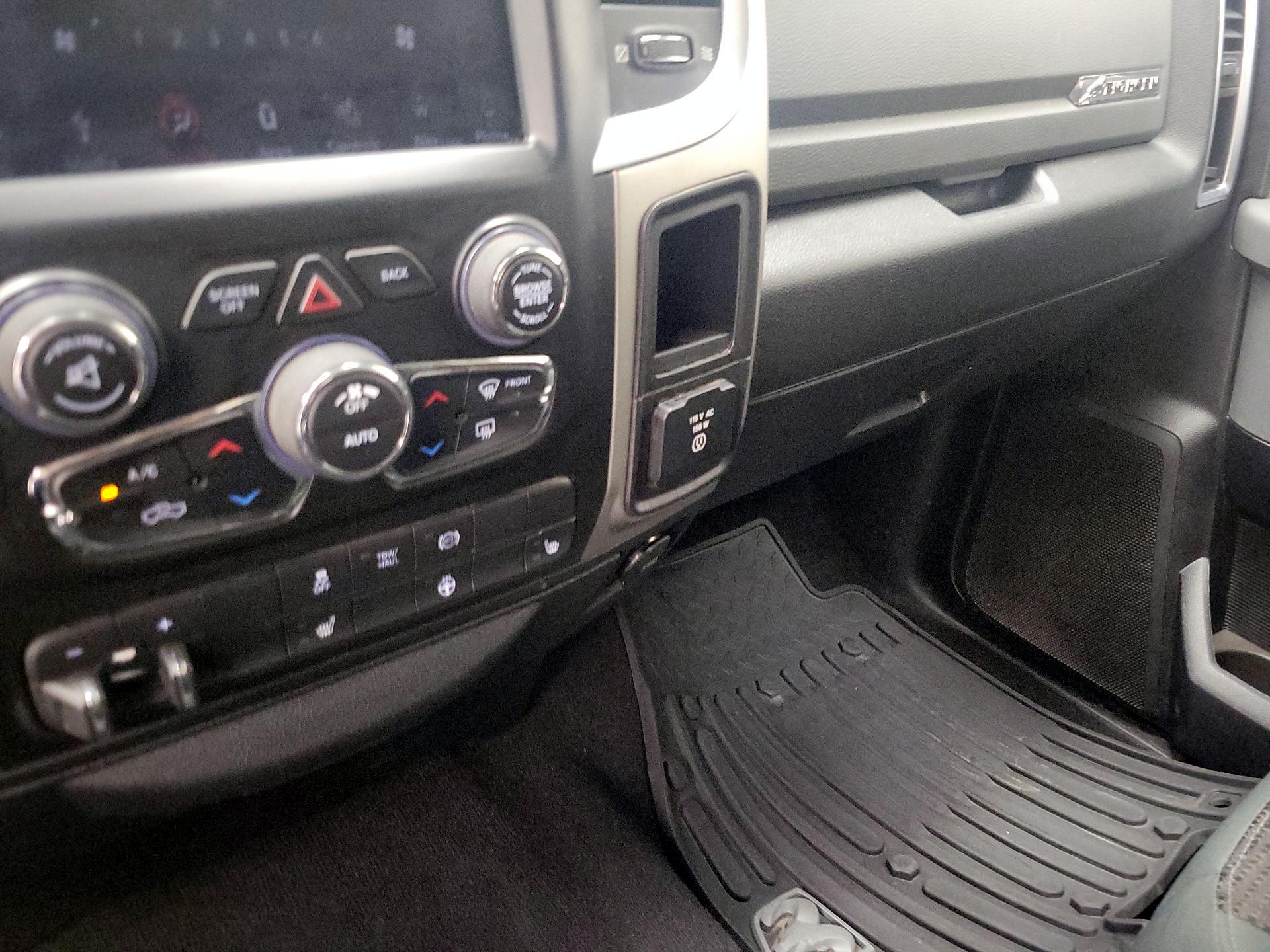 Thumbnail: 2018 RAM 3500 - 19