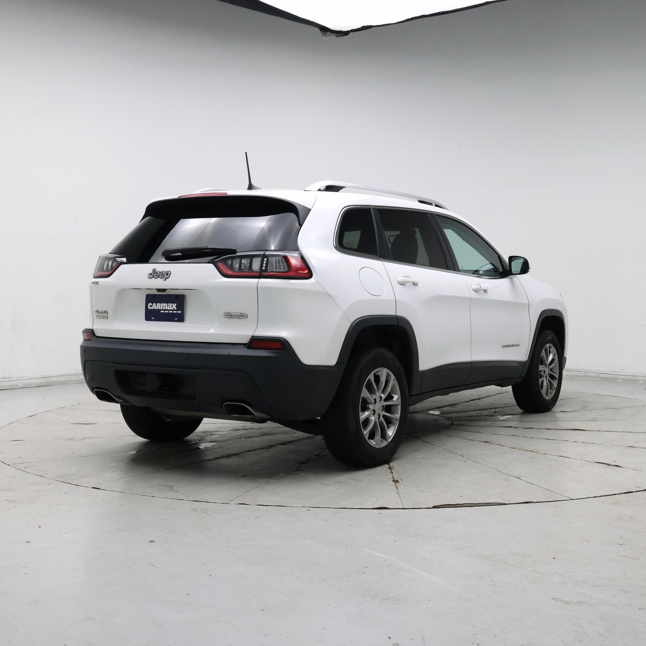 Thumbnail: 2019 Jeep Cherokee - 8