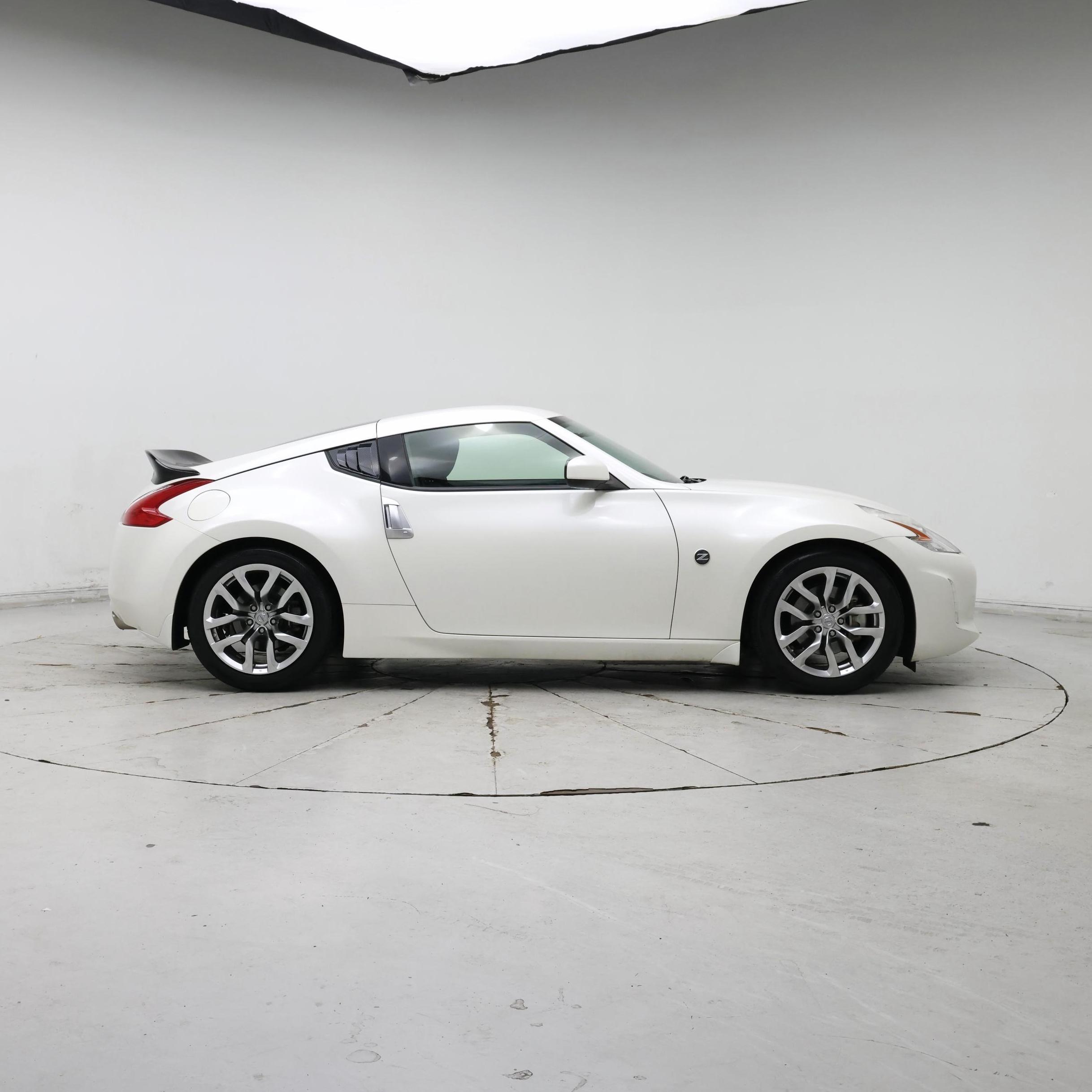 Thumbnail: 2014 Nissan Z - 7