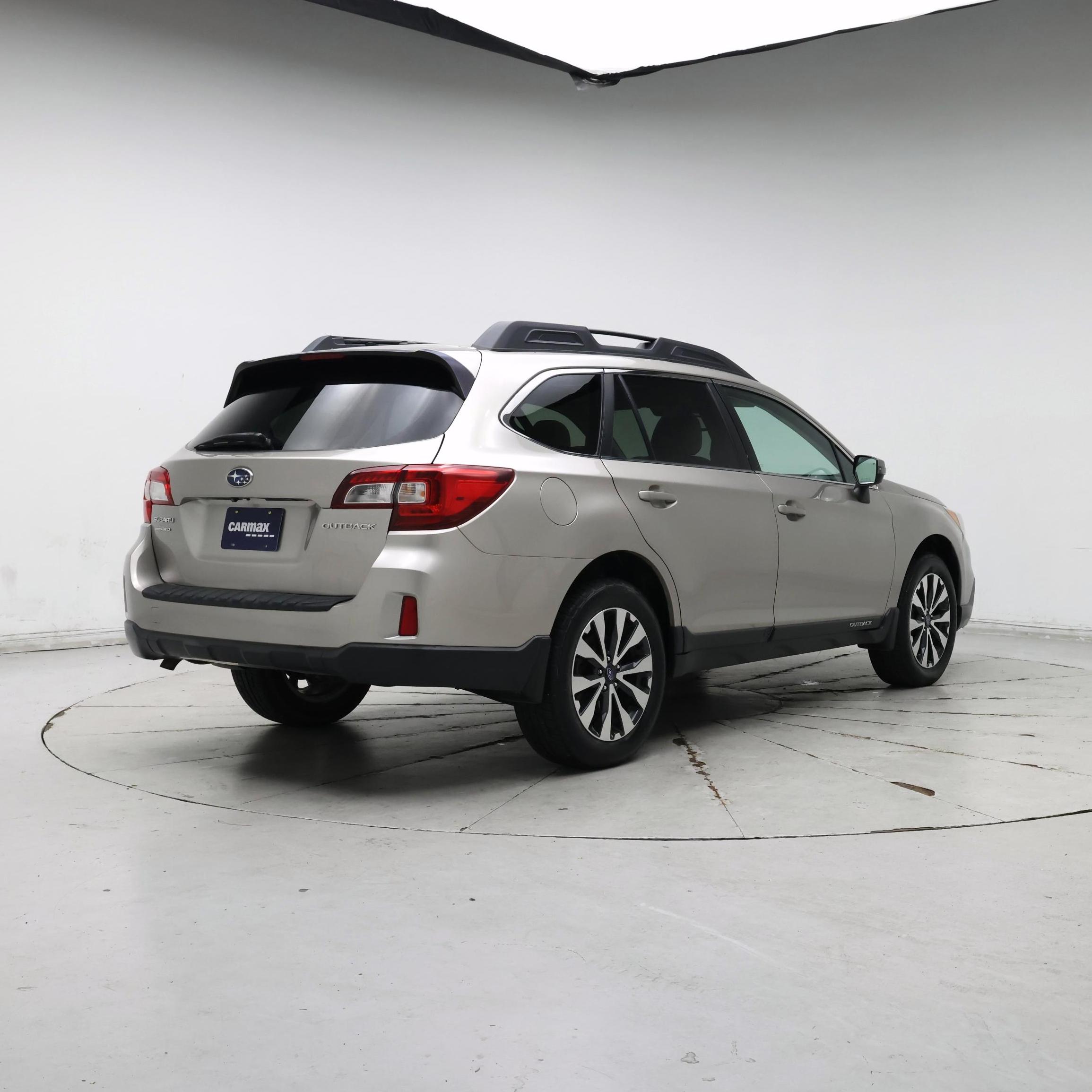 Thumbnail: 2015 Subaru Outback - 8