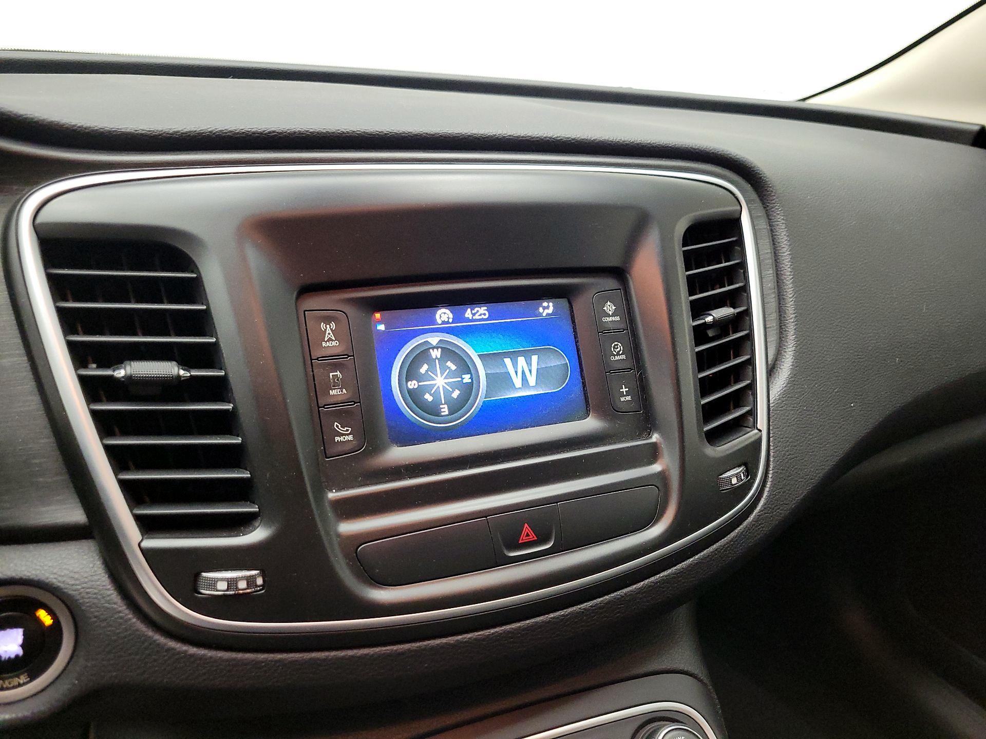 Thumbnail: 2015 Chrysler 200 - 14