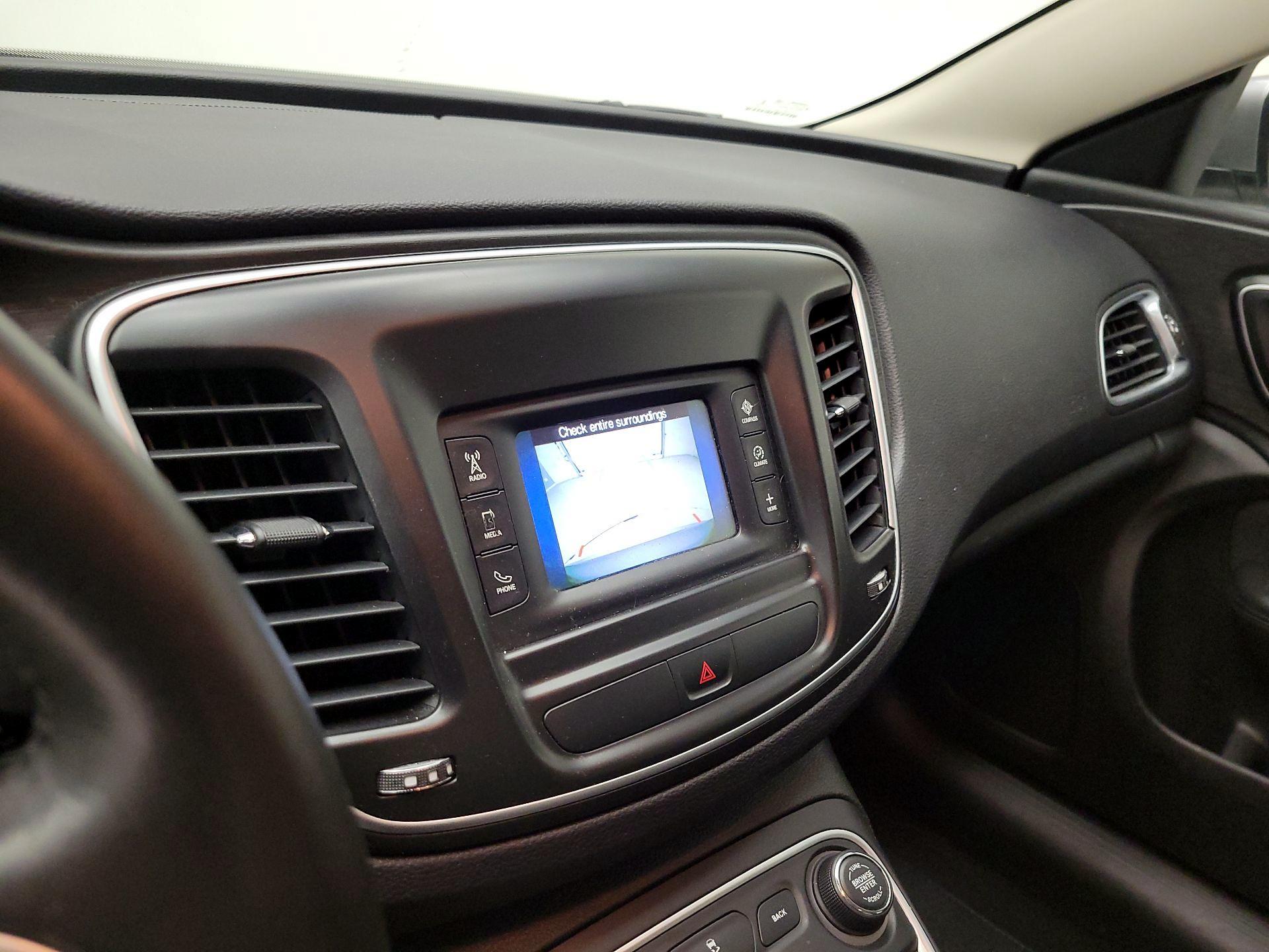 Thumbnail: 2015 Chrysler 200 - 15