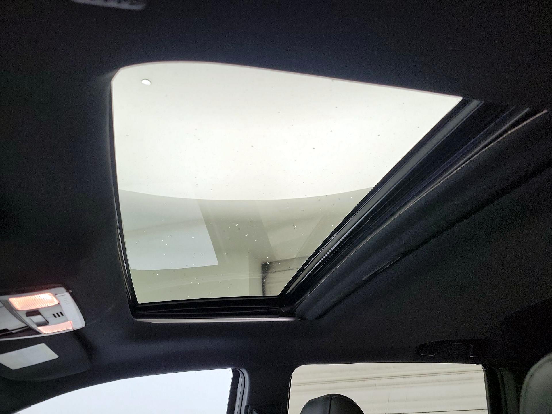 Thumbnail: 2023 Toyota Tacoma - 20