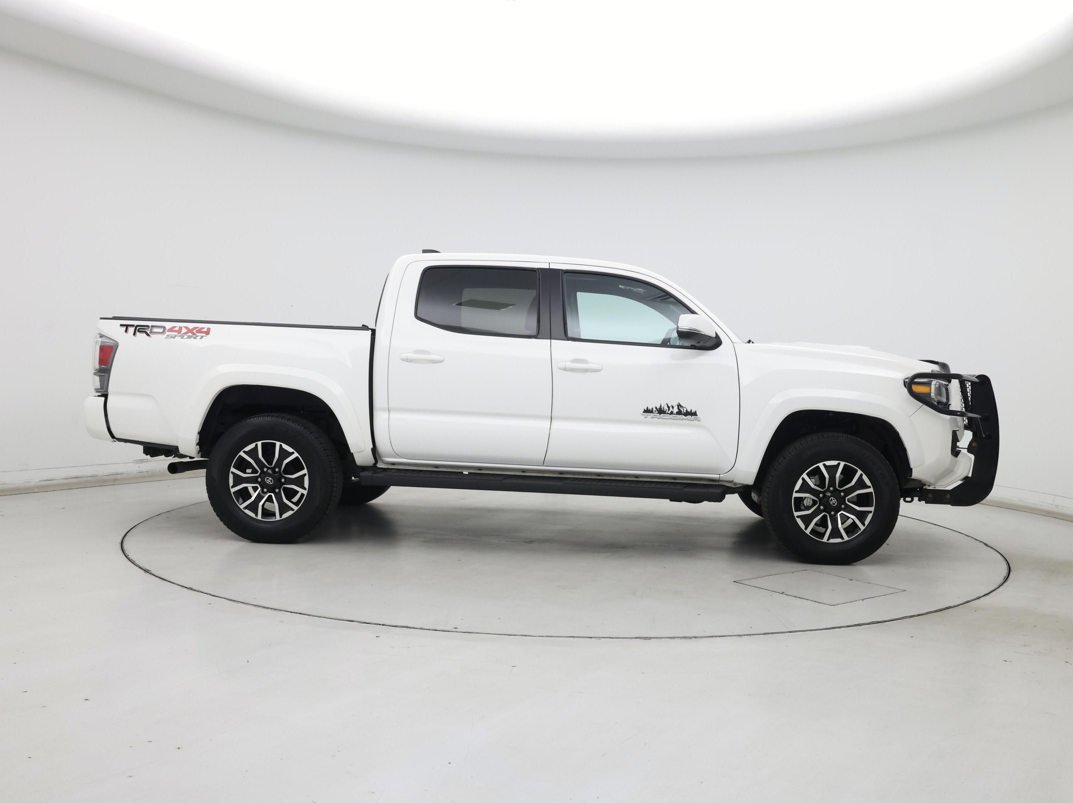 Thumbnail: 2023 Toyota Tacoma - 7