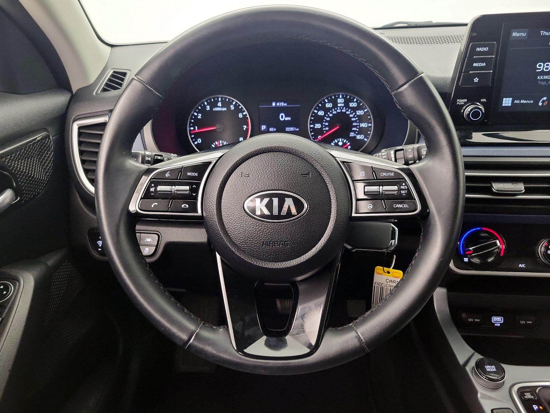 Thumbnail: 2021 Kia Seltos - 10