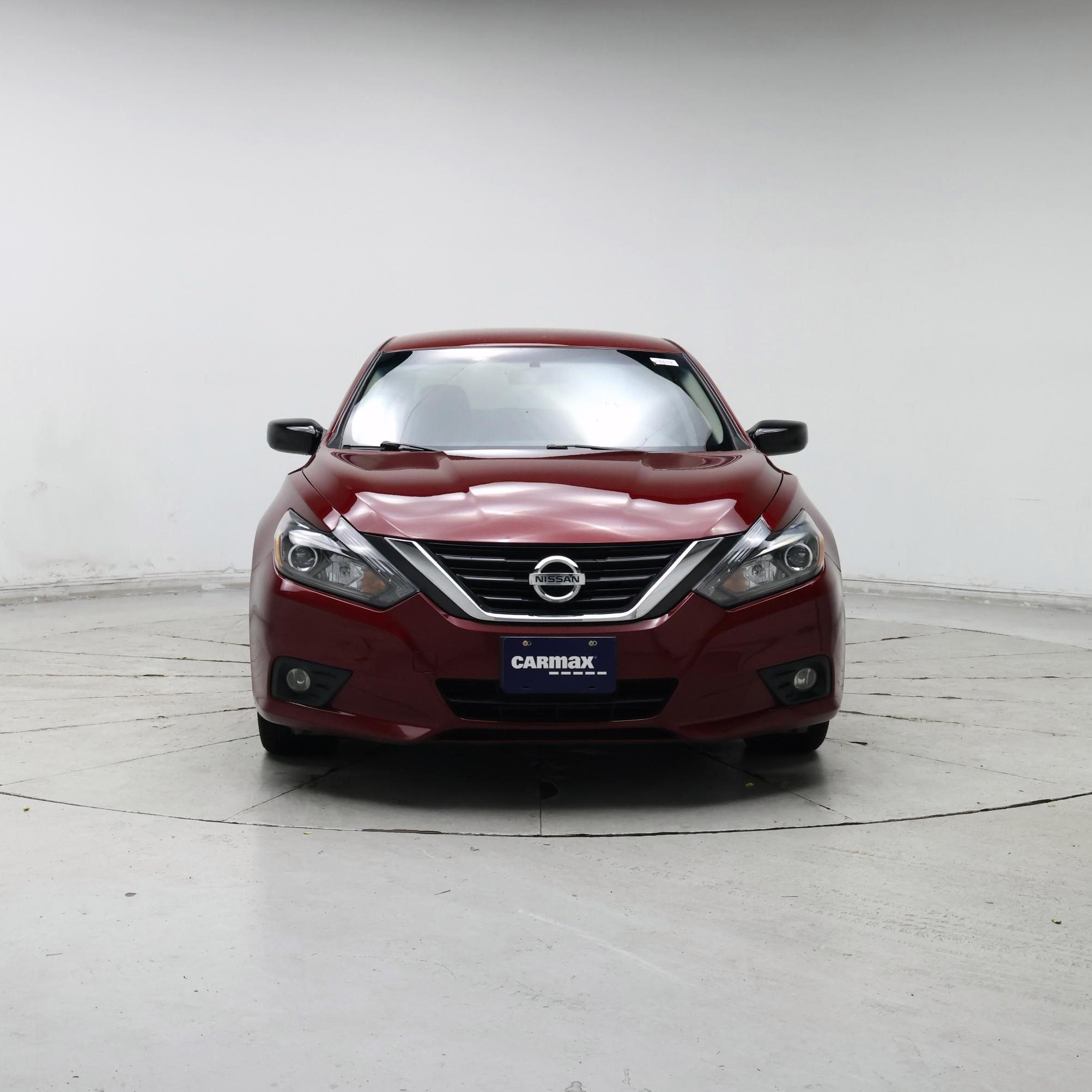 Thumbnail: 2017 Nissan Altima - 5