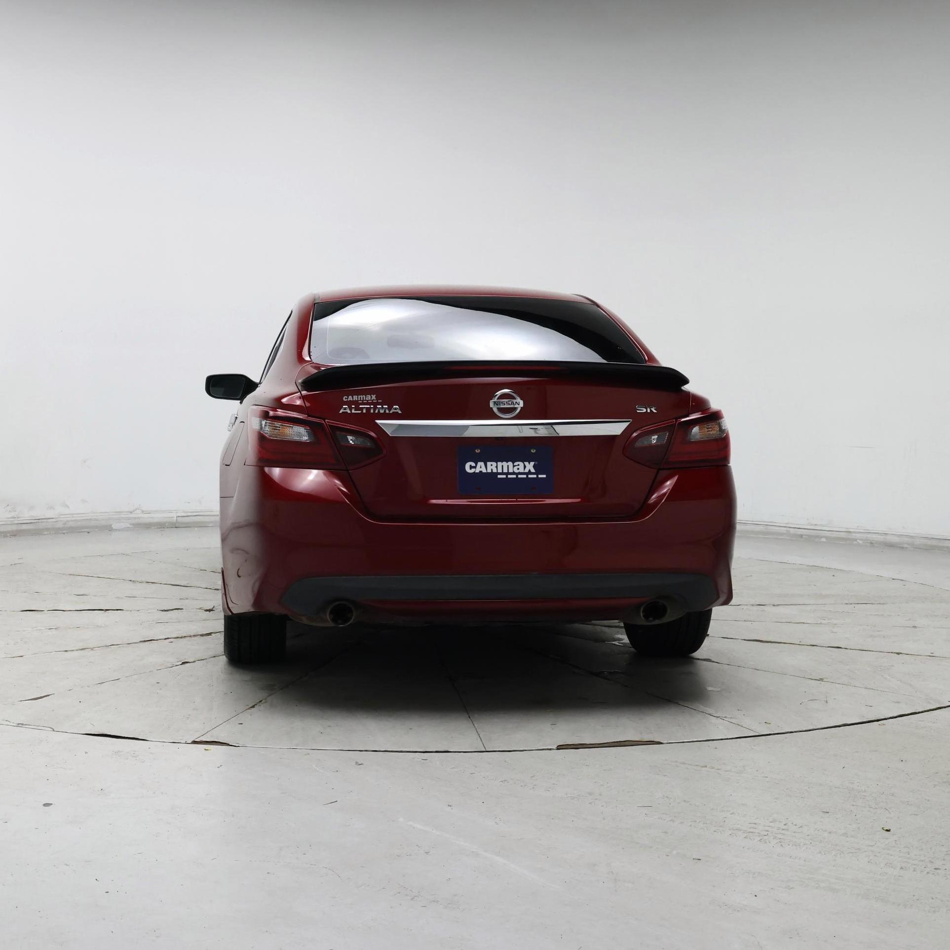 Thumbnail: 2017 Nissan Altima - 6