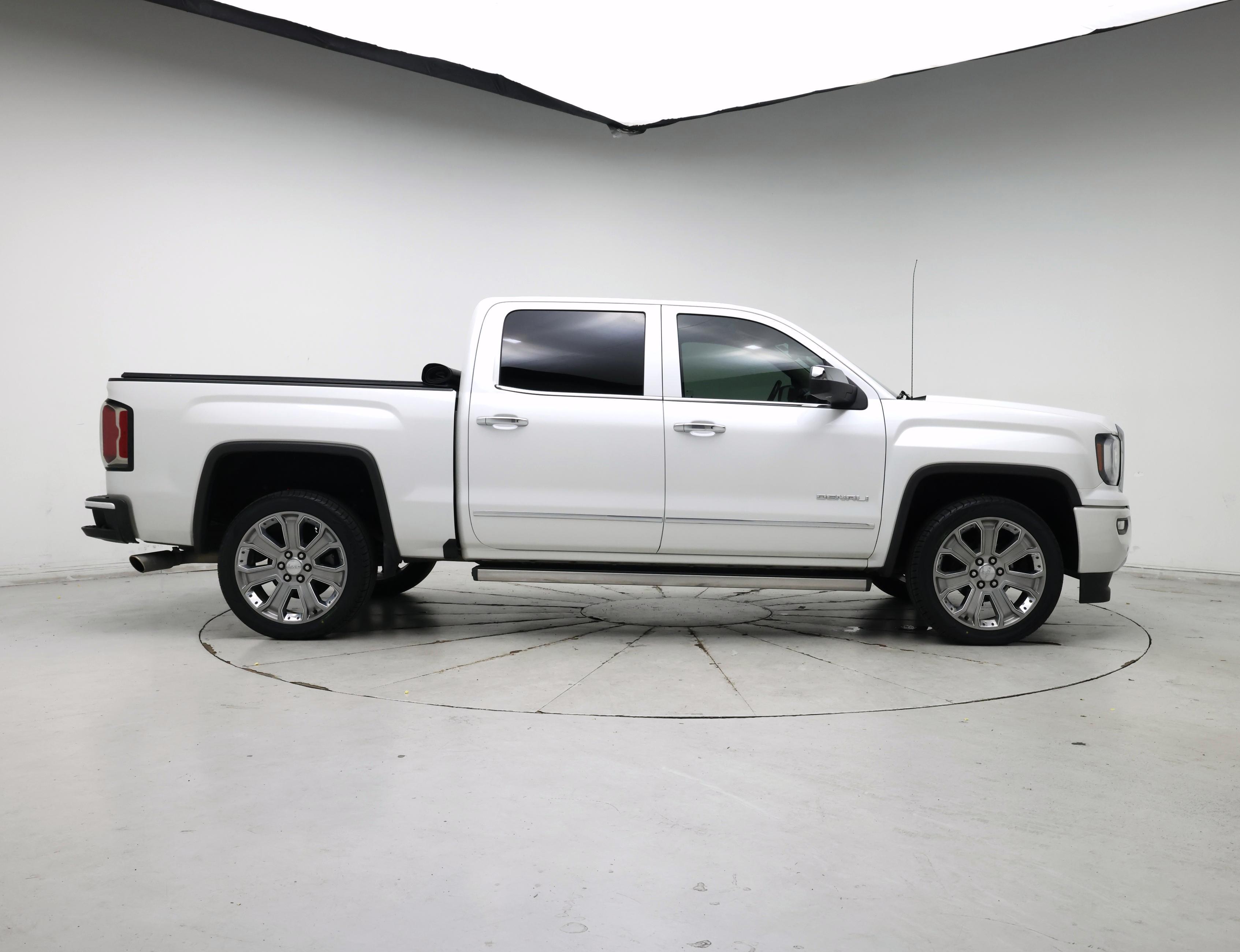 Thumbnail: 2017 GMC Sierra 1500 - 7