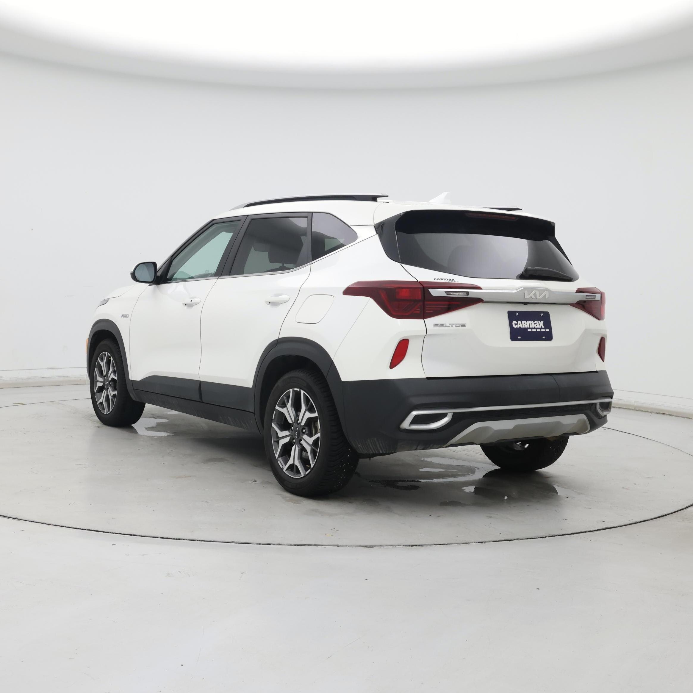 Thumbnail: 2023 Kia Seltos - 2