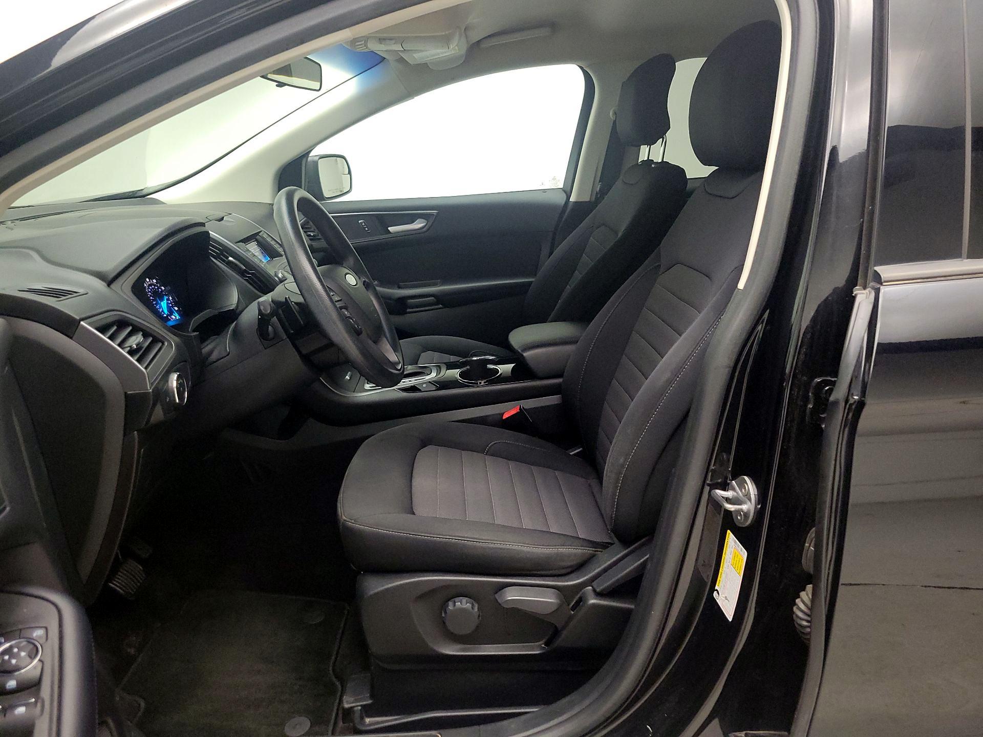 Thumbnail: 2018 Ford Edge - 11