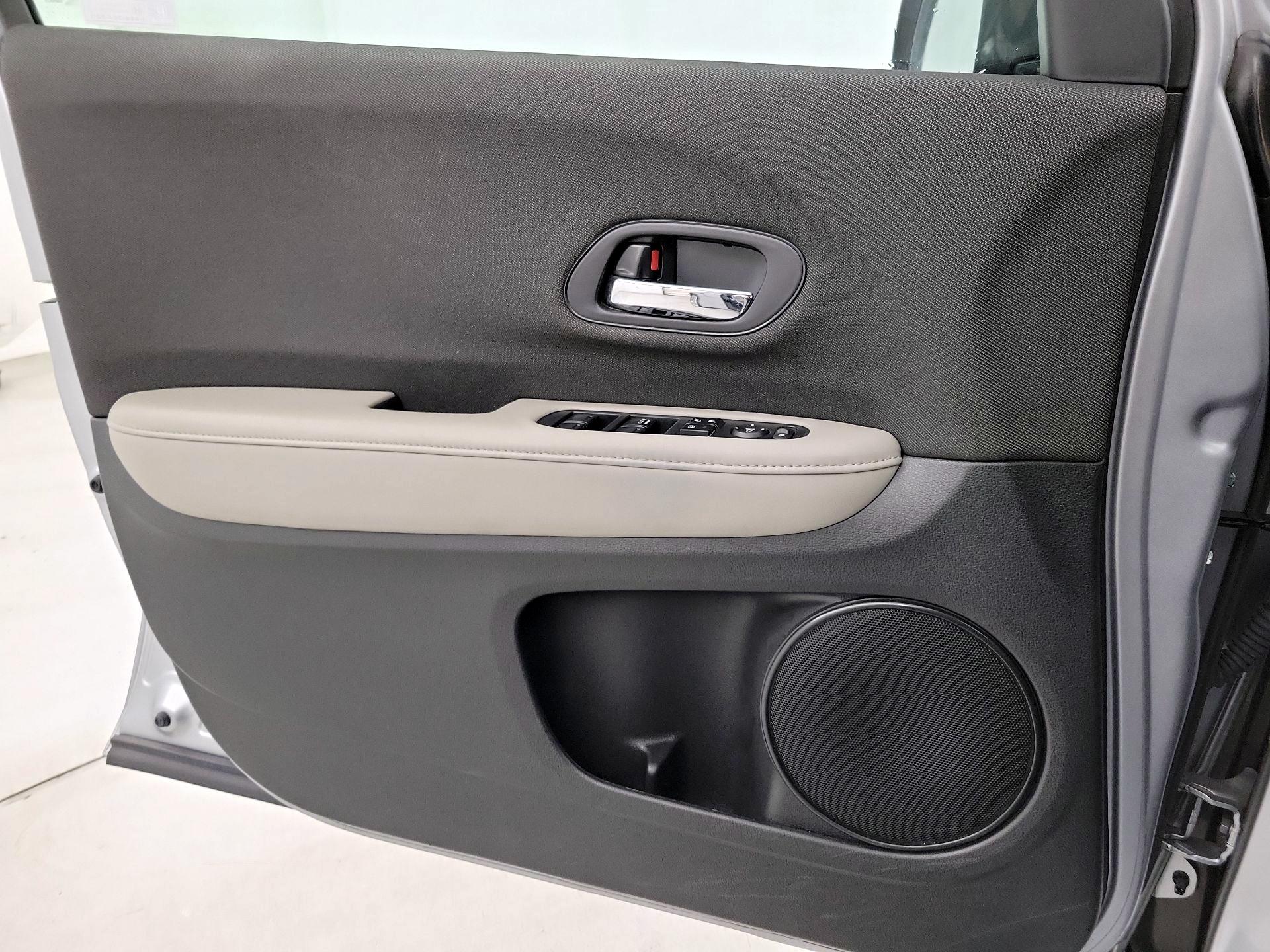 Thumbnail: 2021 Honda HR-V - 12