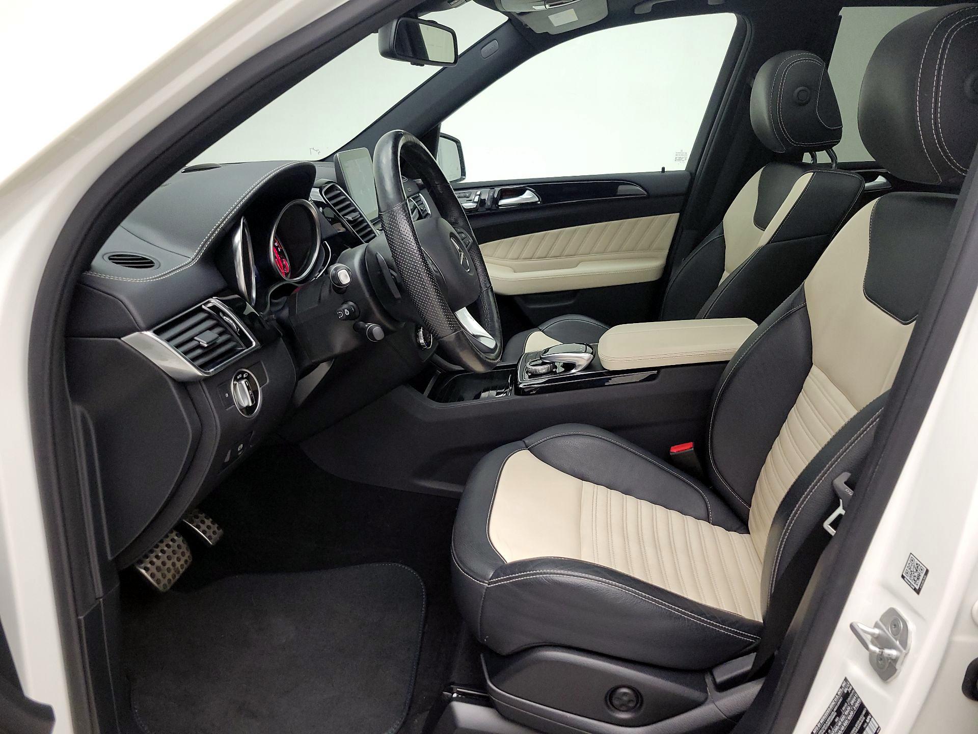 Thumbnail: 2017 Mercedes-Benz GLE - 11
