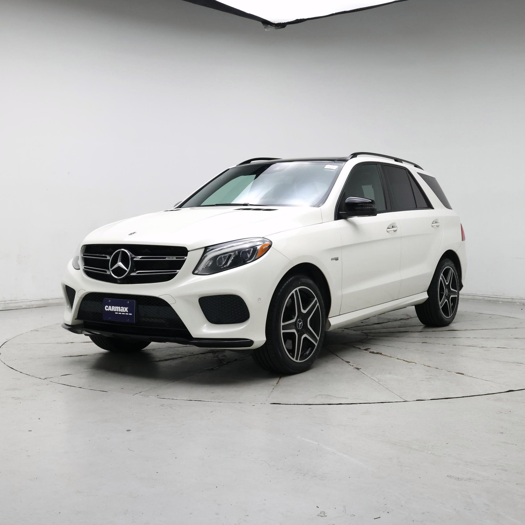 Thumbnail: 2017 Mercedes-Benz GLE - 4