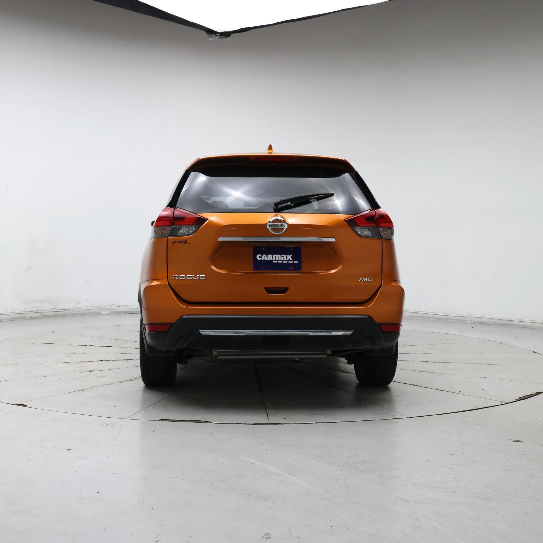 Thumbnail: 2017 Nissan Rogue - 6