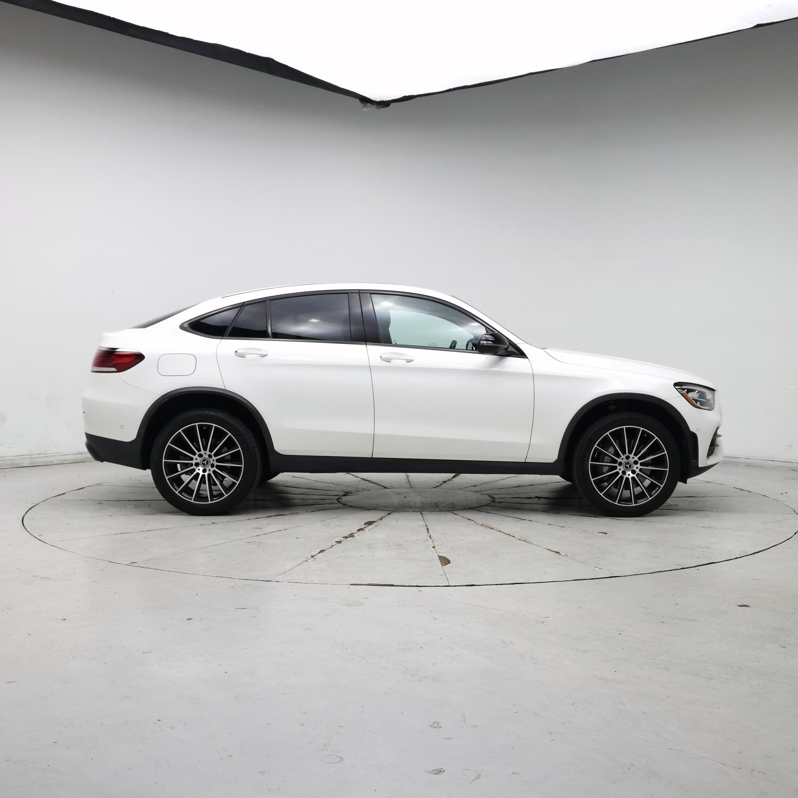 Thumbnail: 2023 Mercedes-Benz GLC - 7