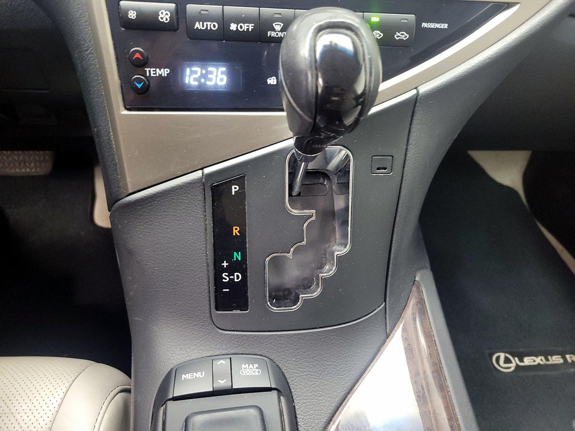 Thumbnail: 2015 Lexus RX - 18