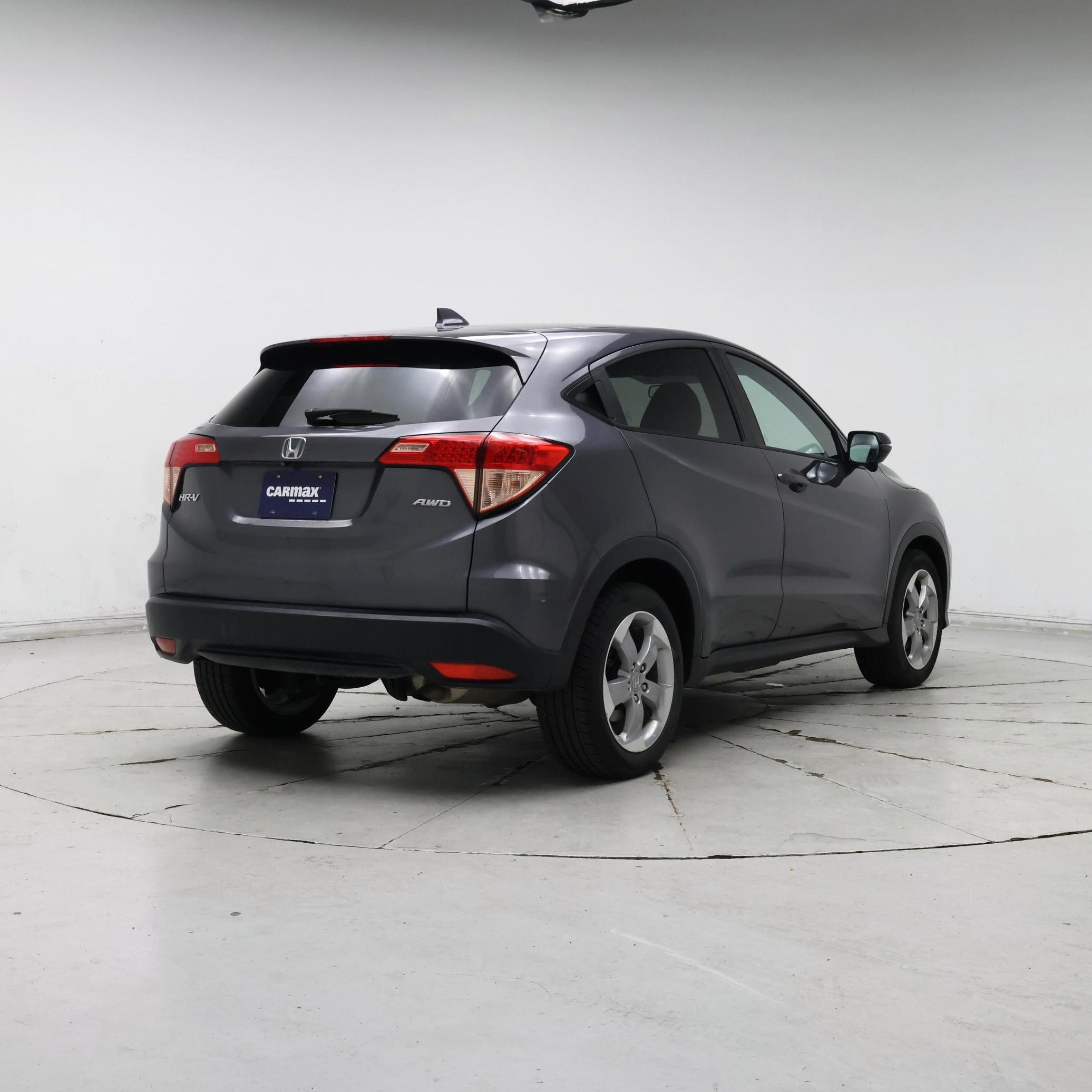 Thumbnail: 2017 Honda HR-V - 8