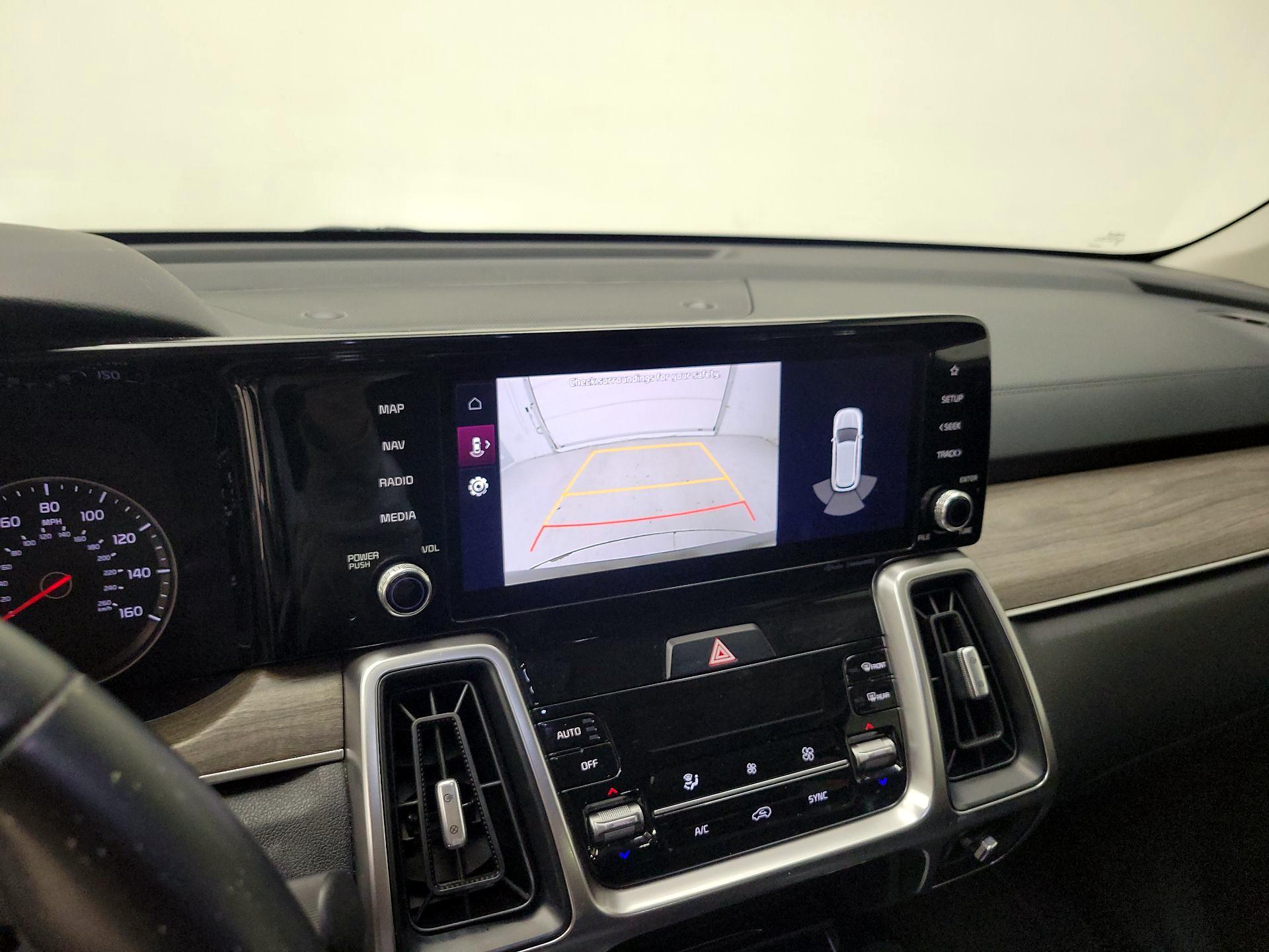 Thumbnail: 2022 Kia Sorento - 15