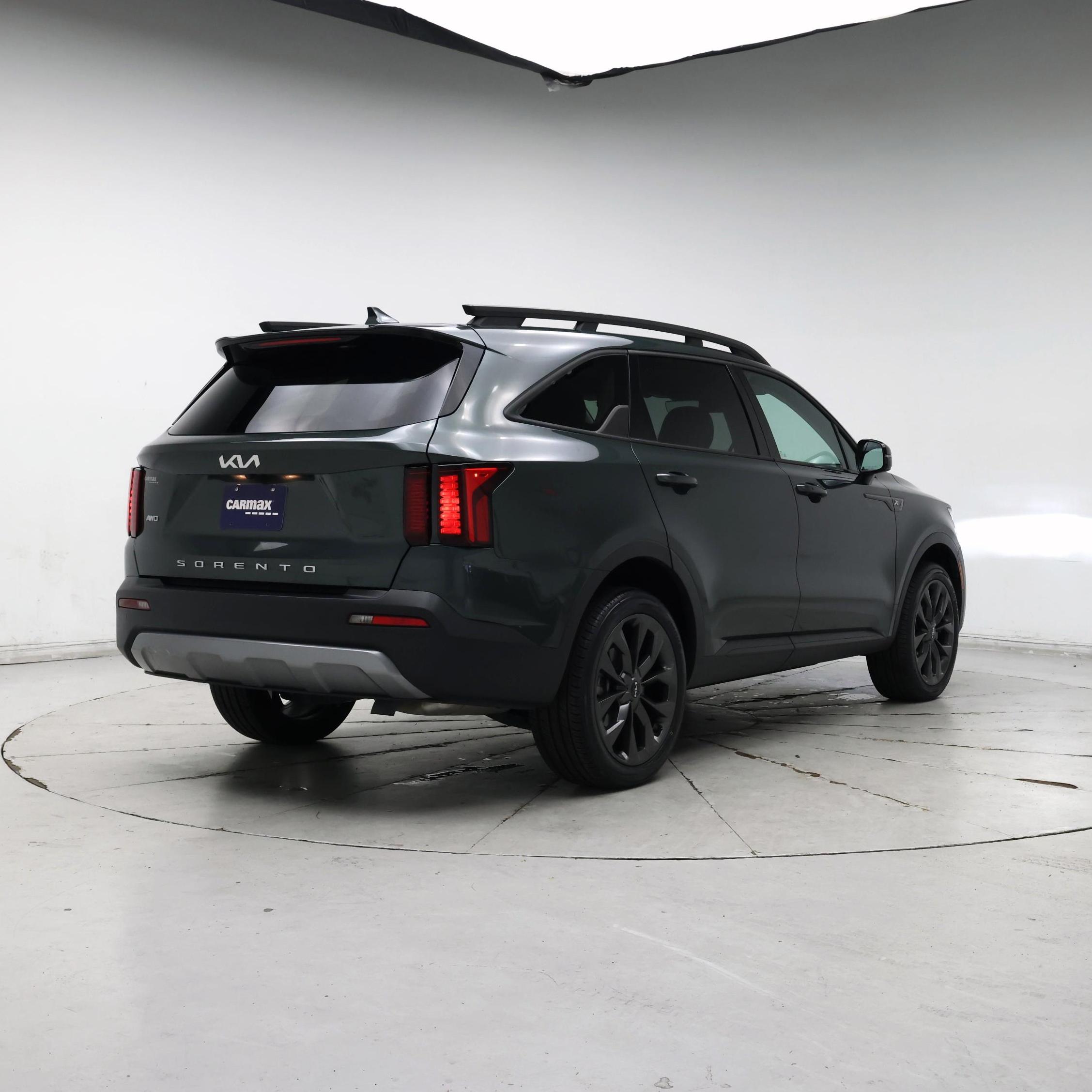 Thumbnail: 2022 Kia Sorento - 8