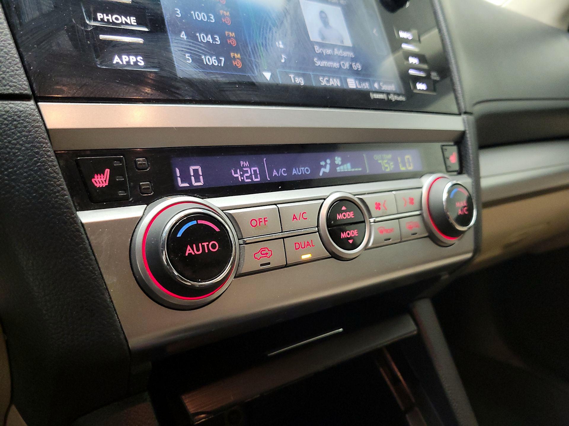 Thumbnail: 2016 Subaru Outback - 16