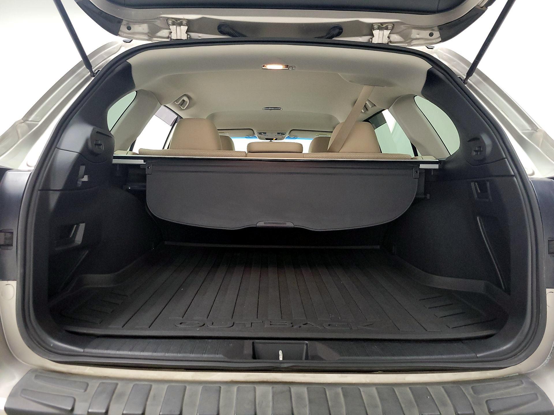 Thumbnail: 2016 Subaru Outback - 20