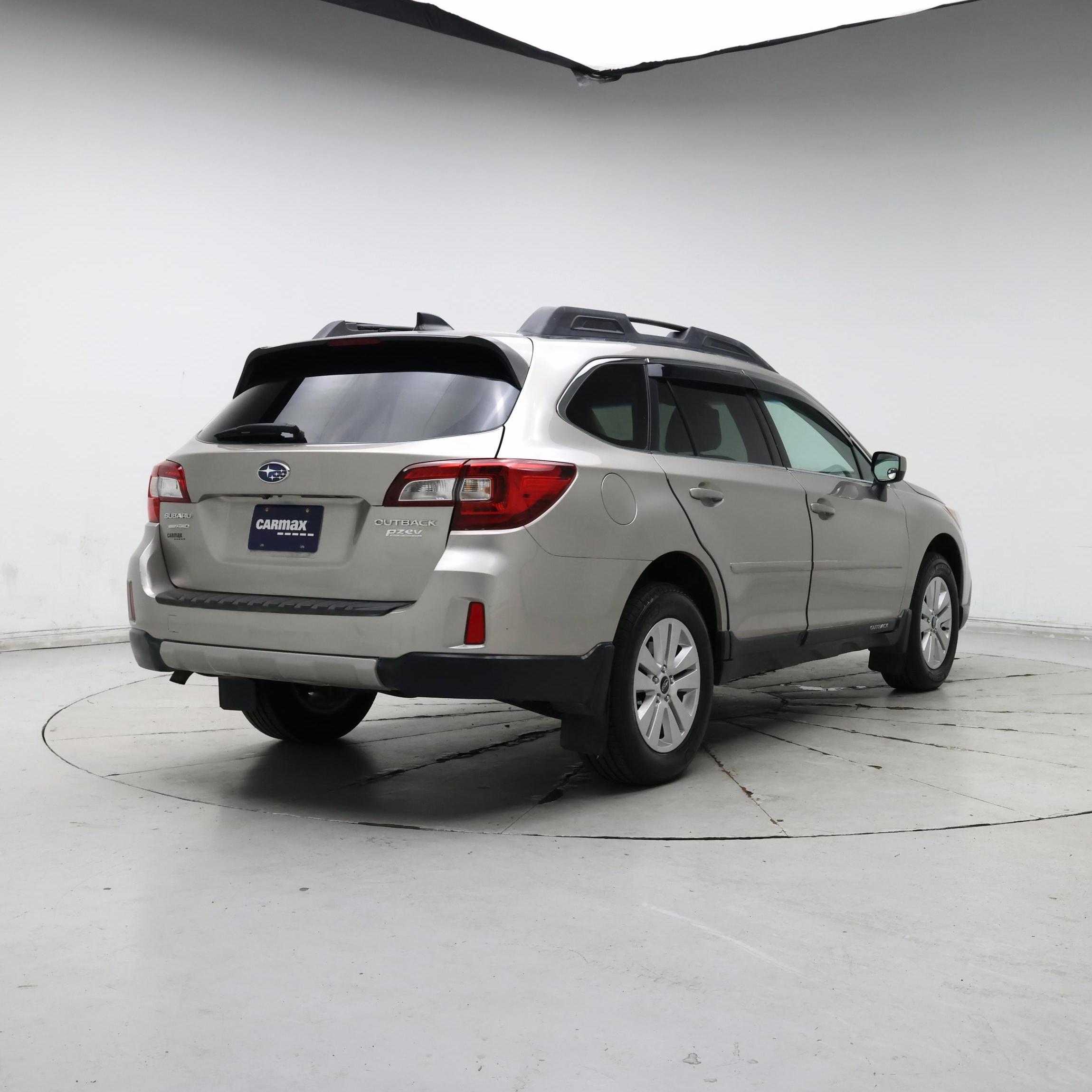 Thumbnail: 2016 Subaru Outback - 8