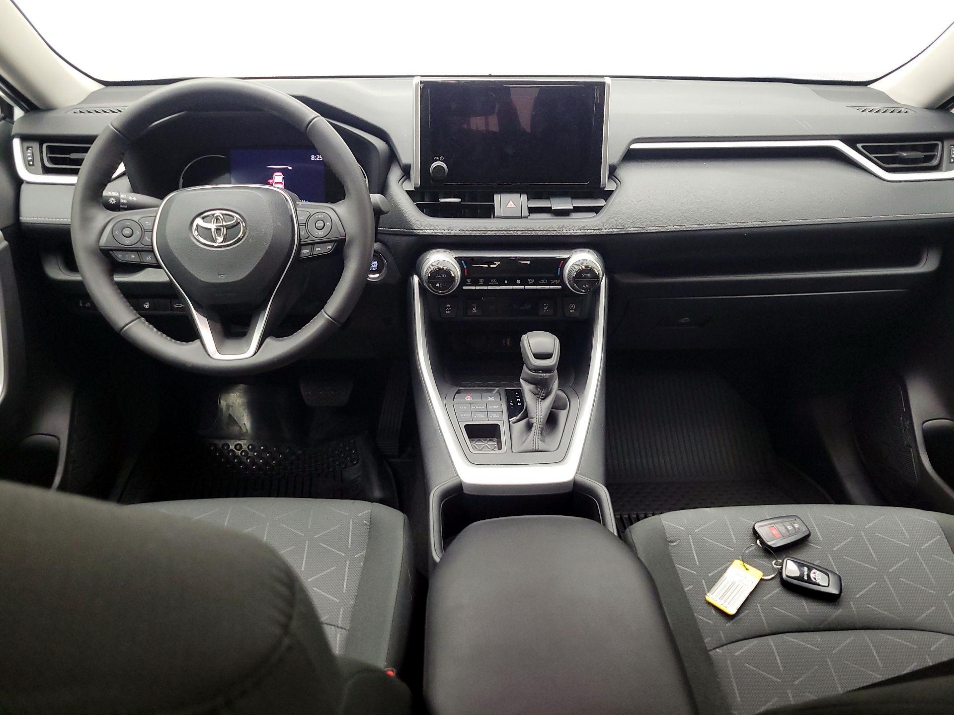 Thumbnail: 2024 Toyota RAV4 - 9