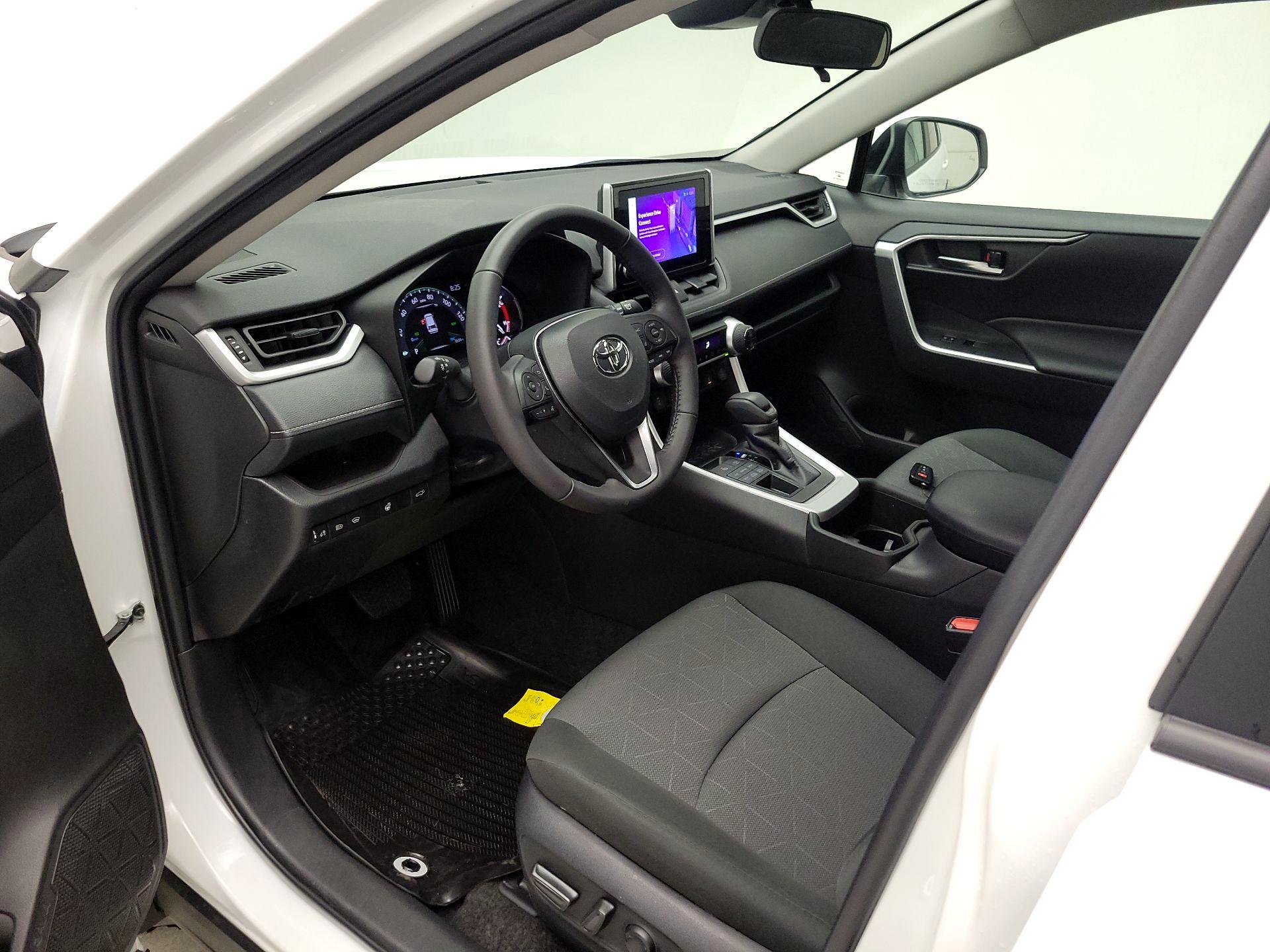 Thumbnail: 2024 Toyota RAV4 - 11