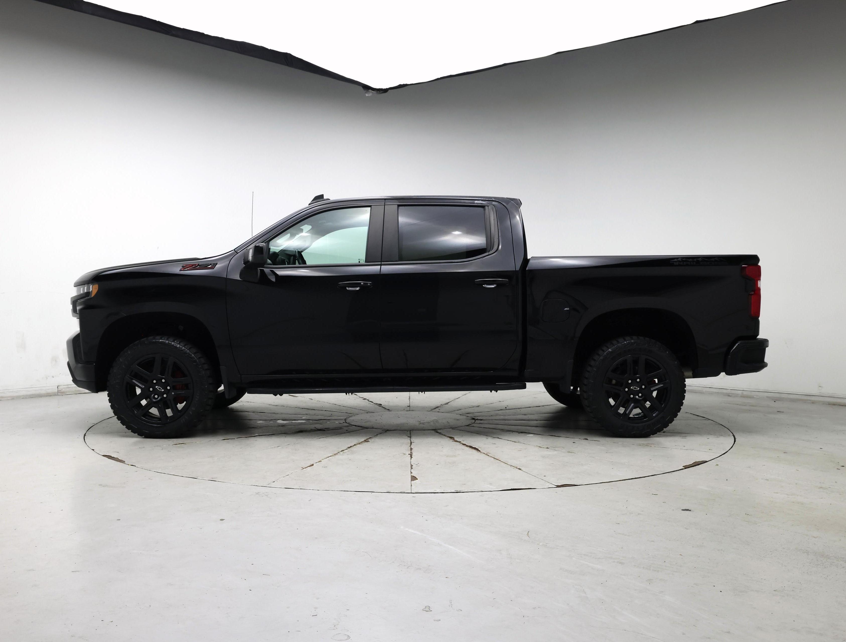 Thumbnail: 2021 Chevrolet Silverado 1500 - 3