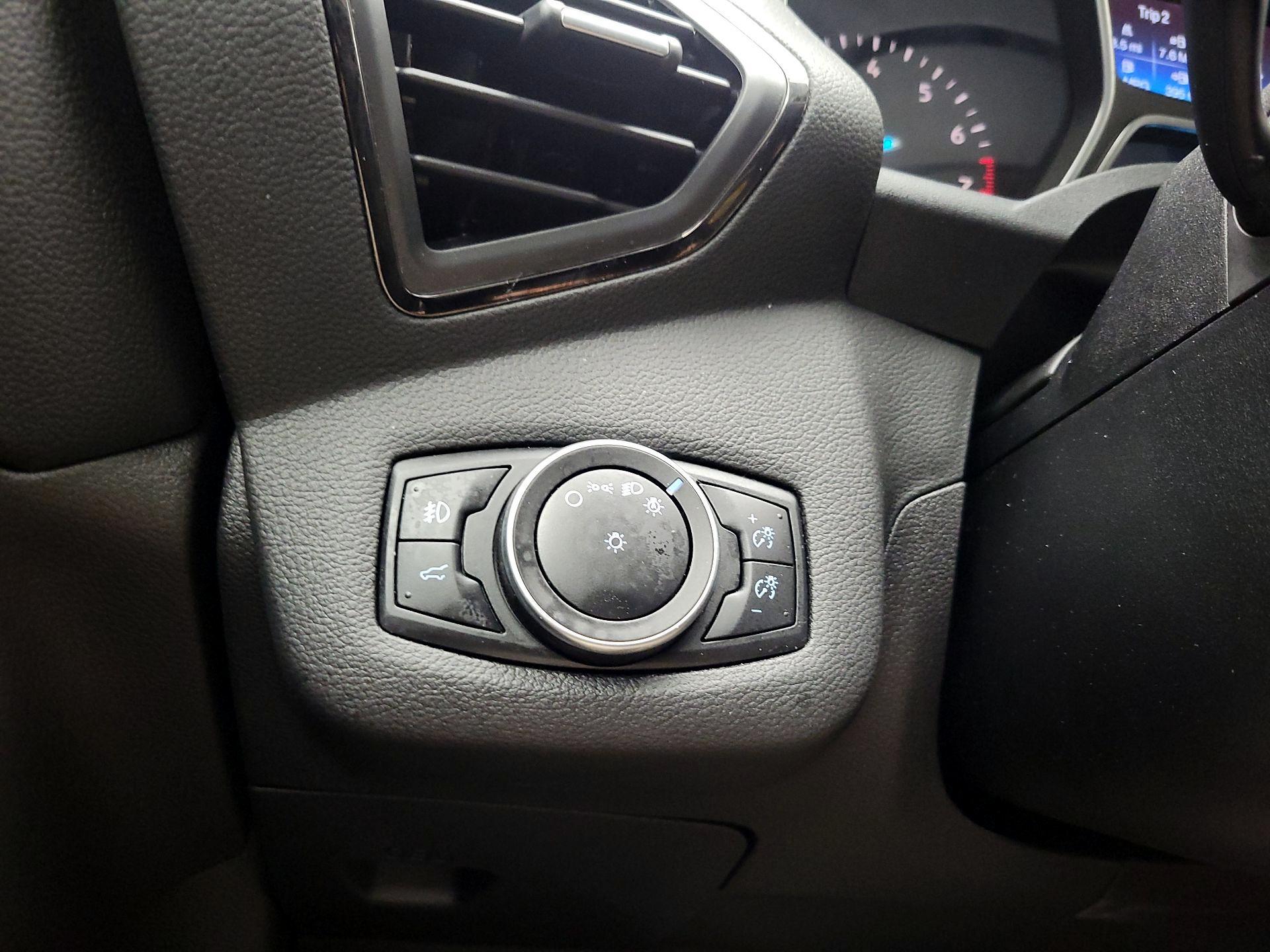 Thumbnail: 2017 Ford Escape - 13