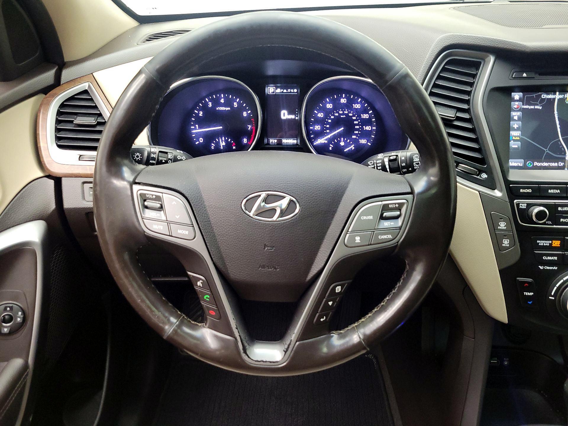 Thumbnail: 2018 Hyundai Santa Fe - 10