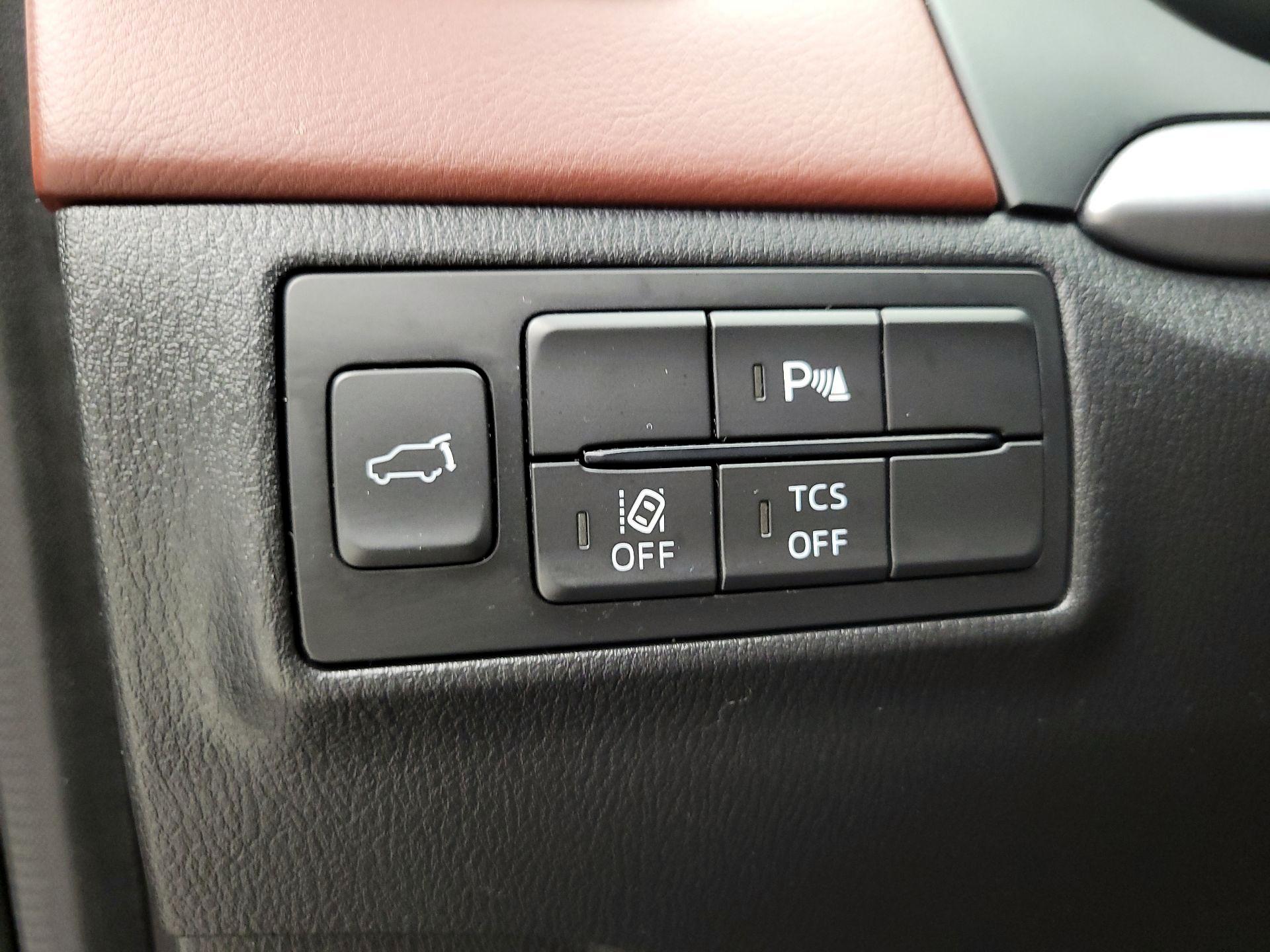 Thumbnail: 2018 Mazda CX-9 - 10