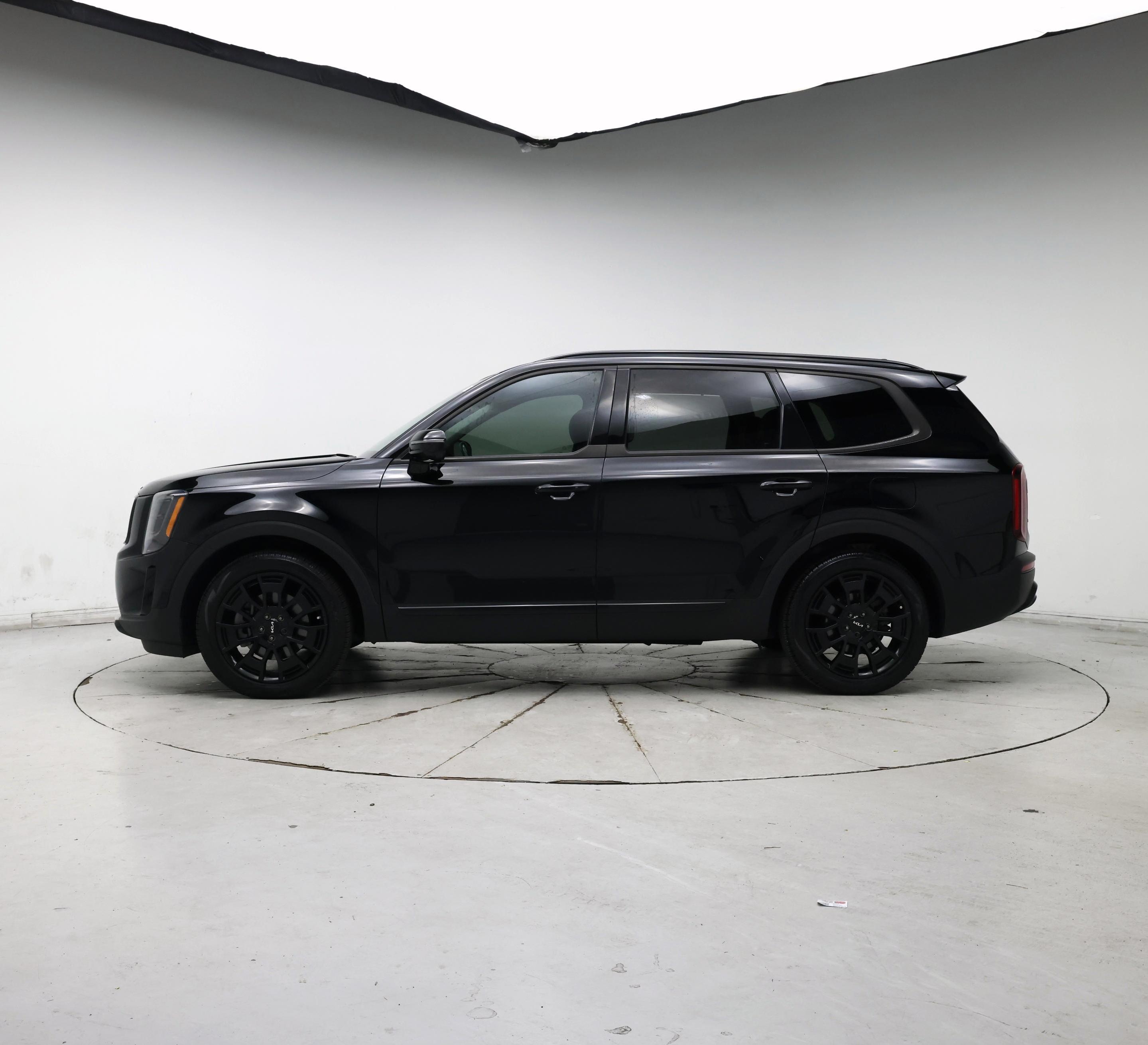 Thumbnail: 2022 Kia Telluride - 3