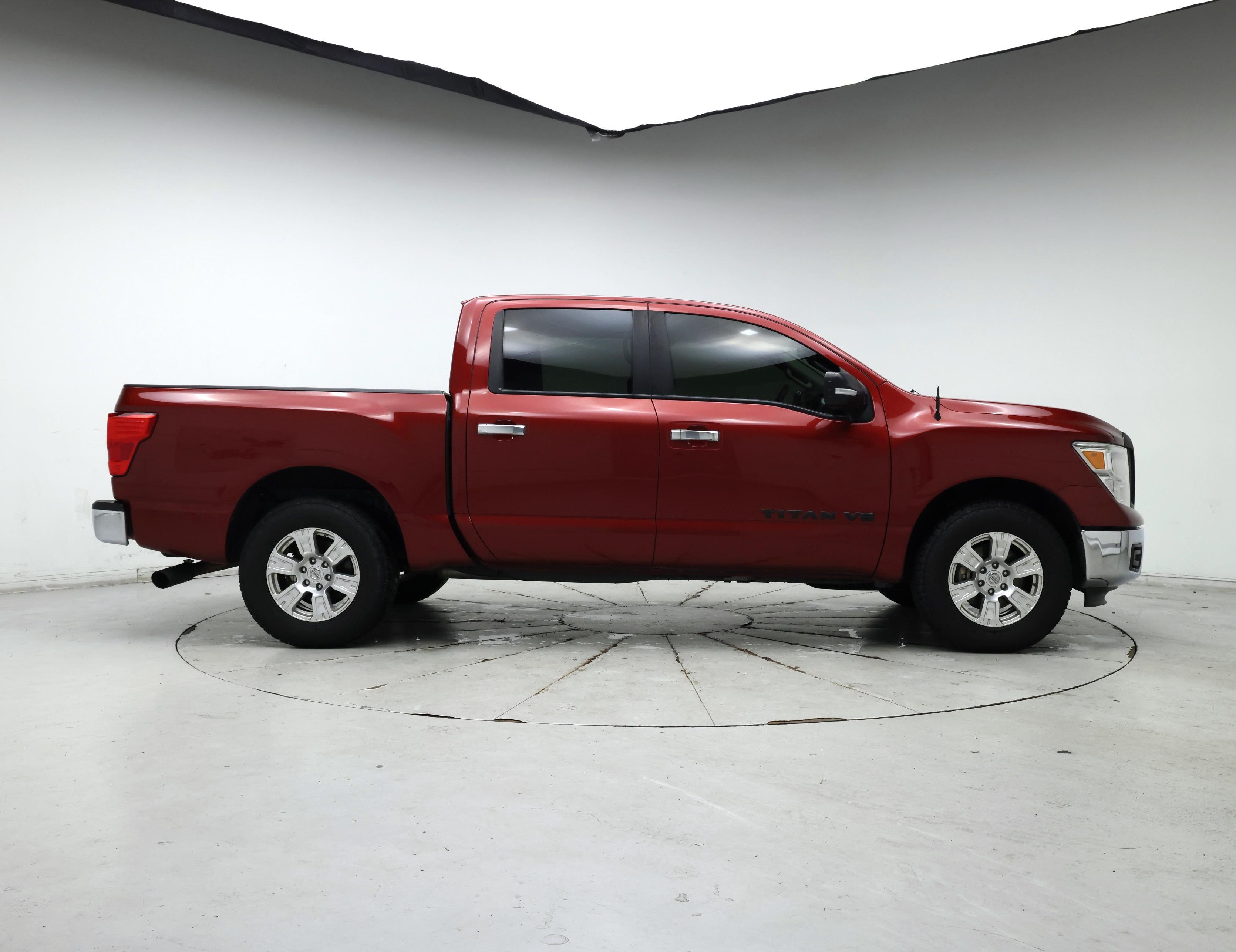 Thumbnail: 2018 Nissan Titan - 7