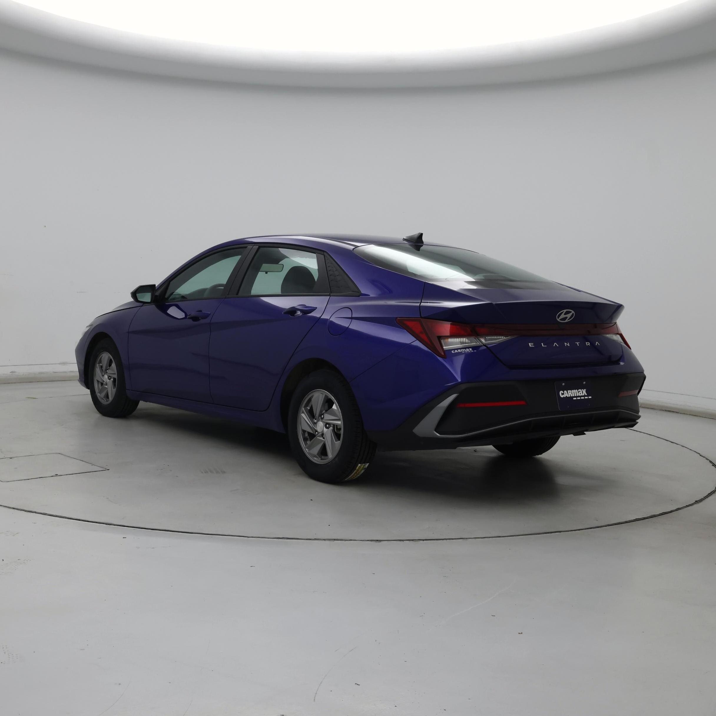 Thumbnail: 2024 Hyundai Elantra - 2