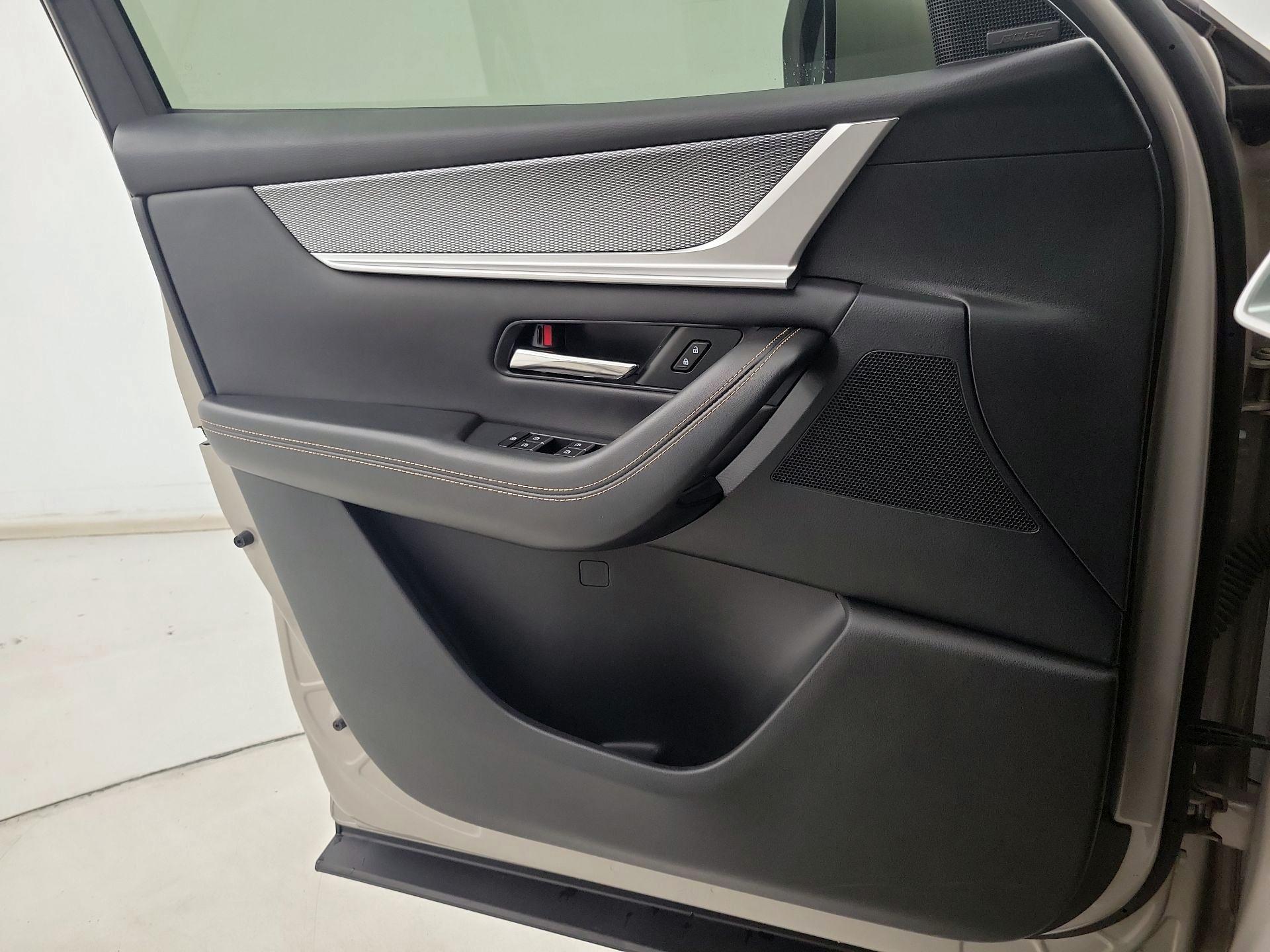 Thumbnail: 2024 Mazda CX-90 - 12