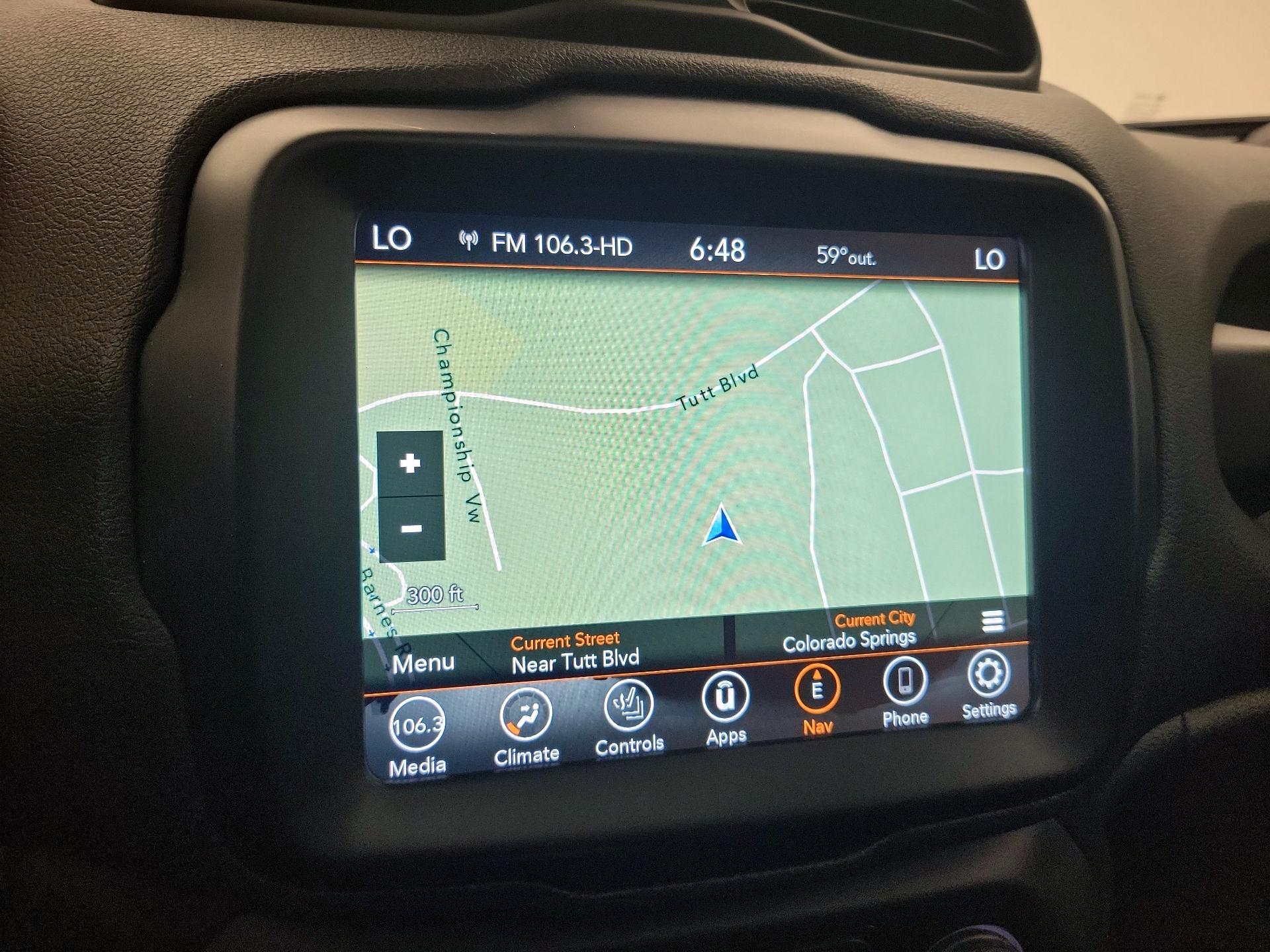 Thumbnail: 2022 Jeep Renegade - 14