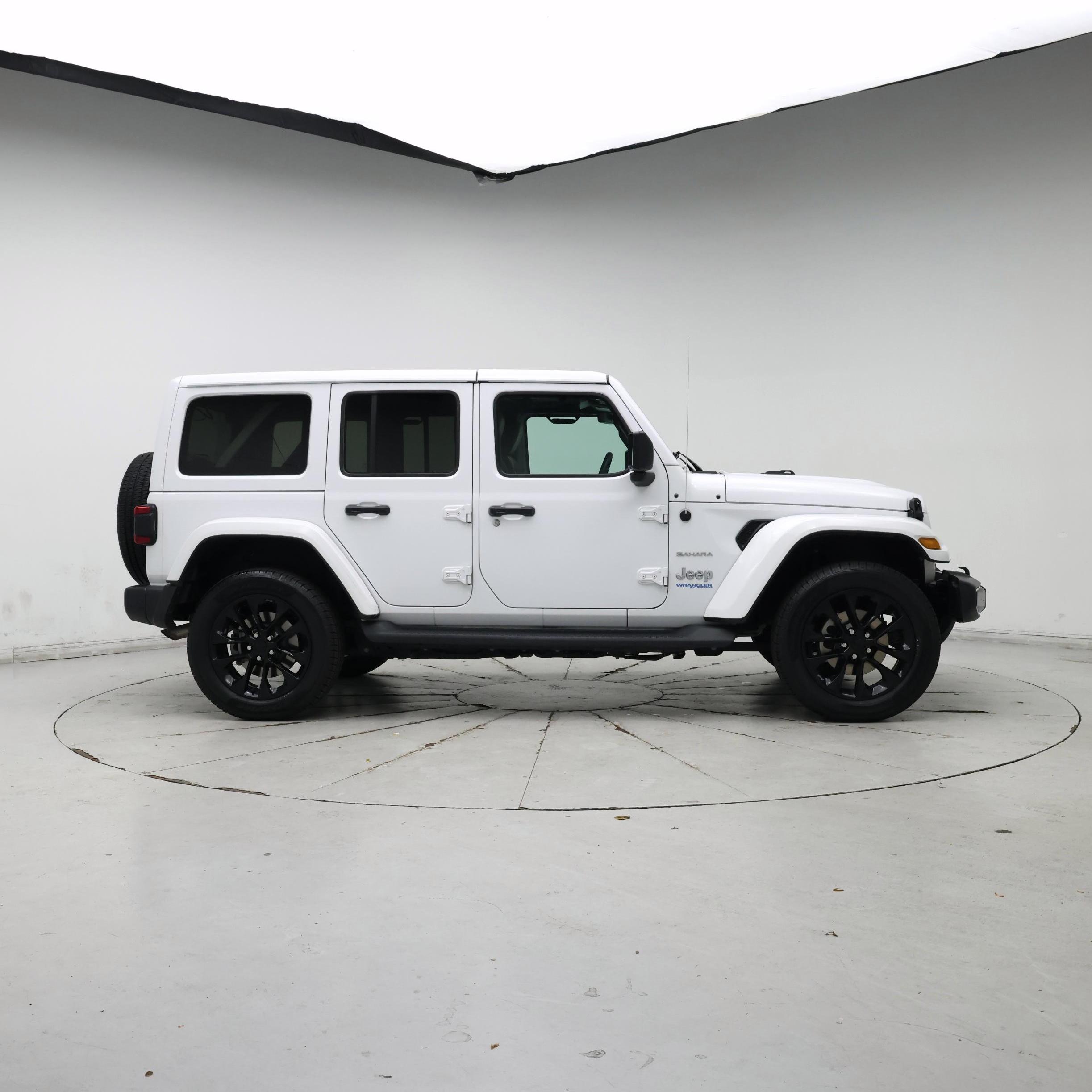 Thumbnail: 2021 Jeep Wrangler - 7