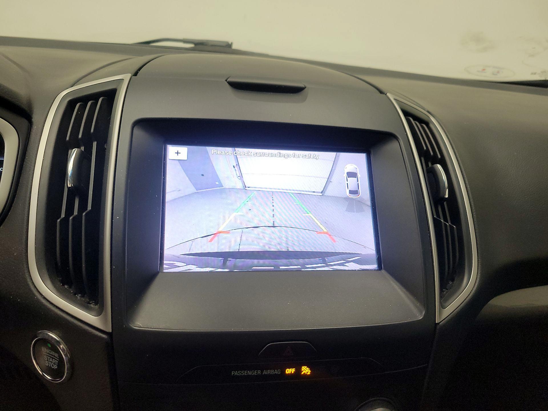 Thumbnail: 2019 Ford Edge - 15