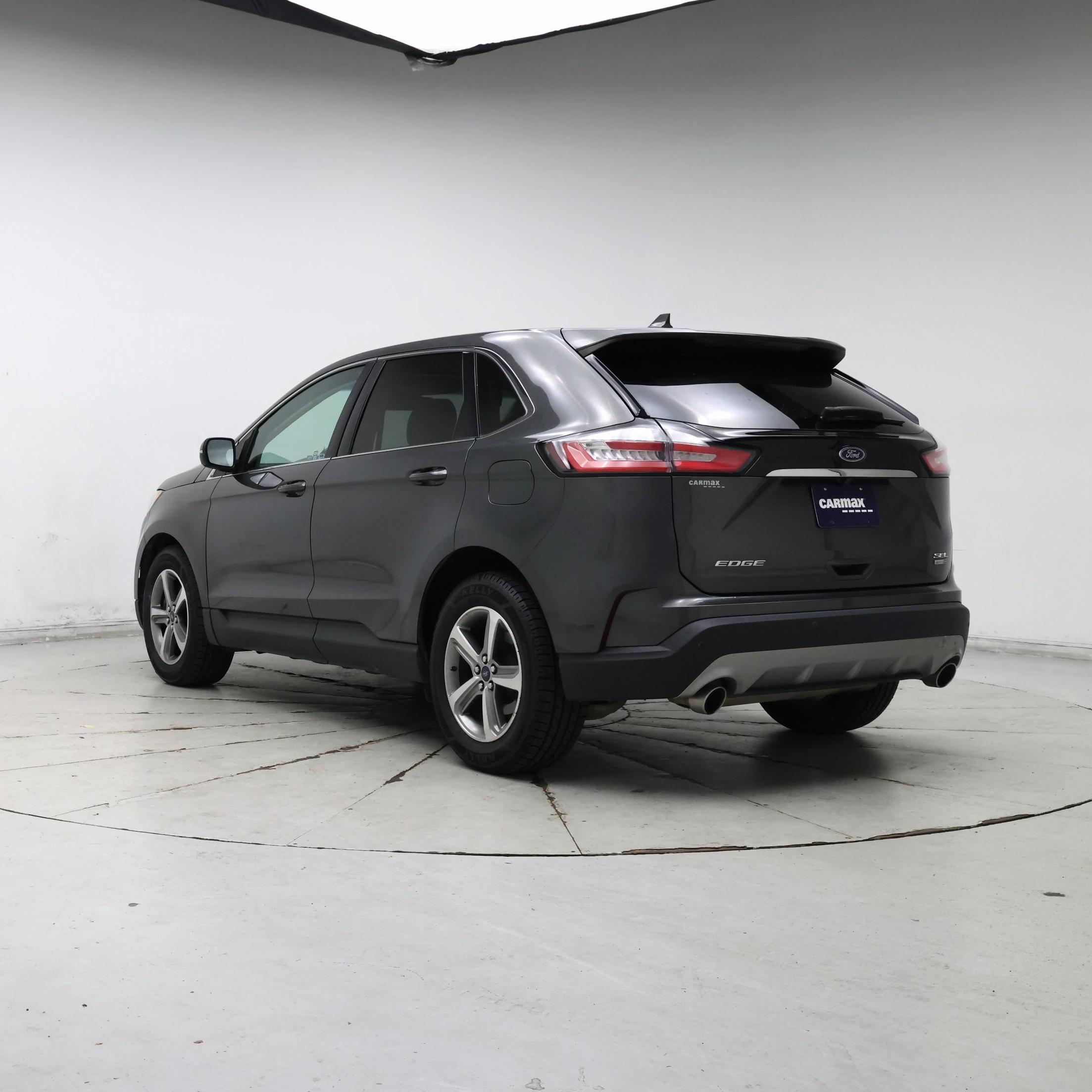 Thumbnail: 2019 Ford Edge - 2
