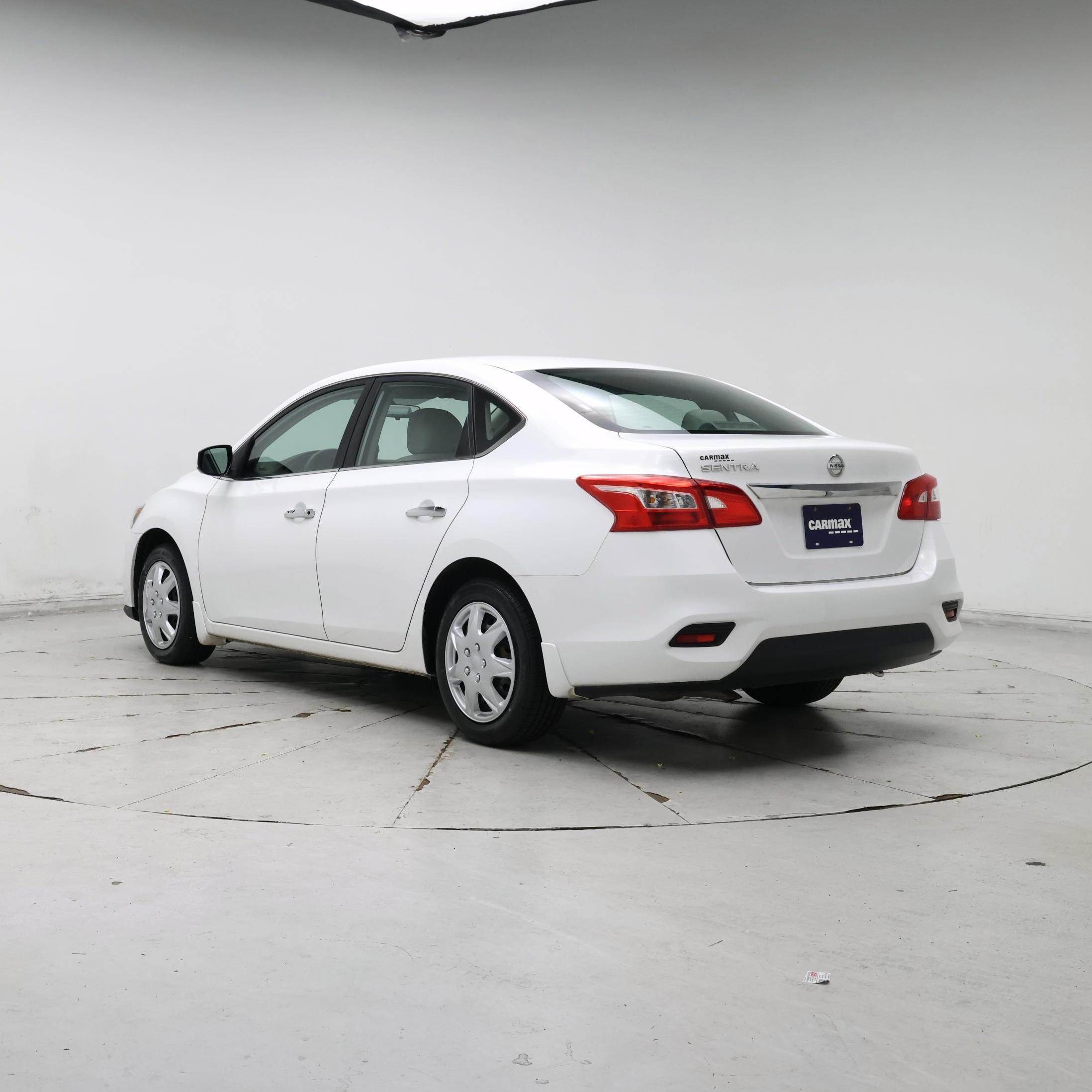 Thumbnail: 2017 Nissan Sentra - 2